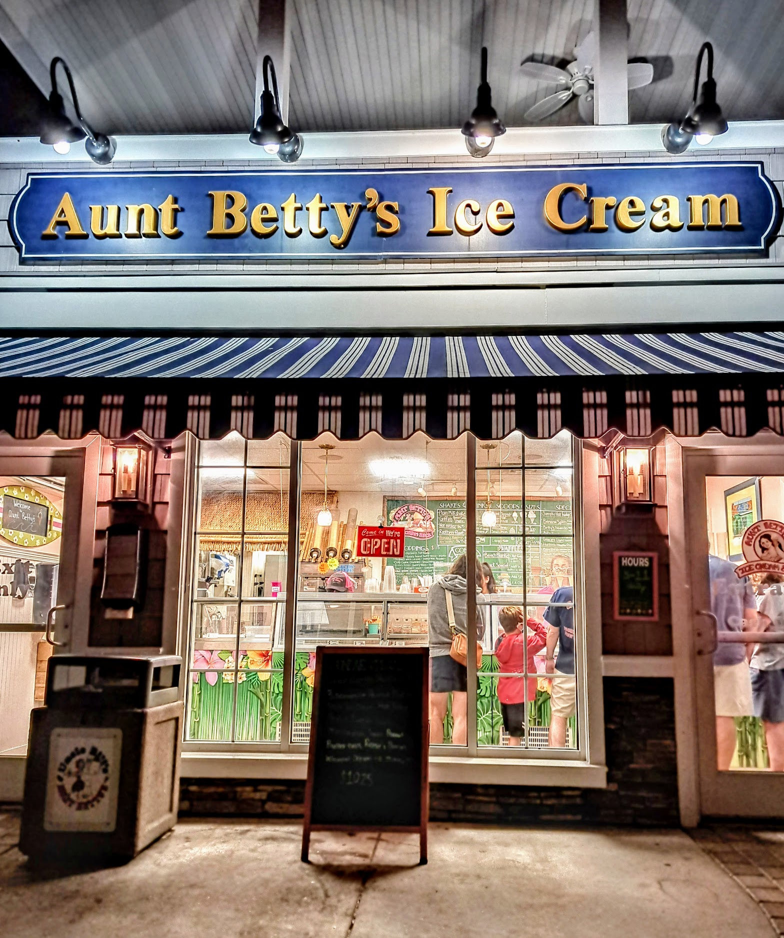 Aunt Betty's Ice Cream Shack photo