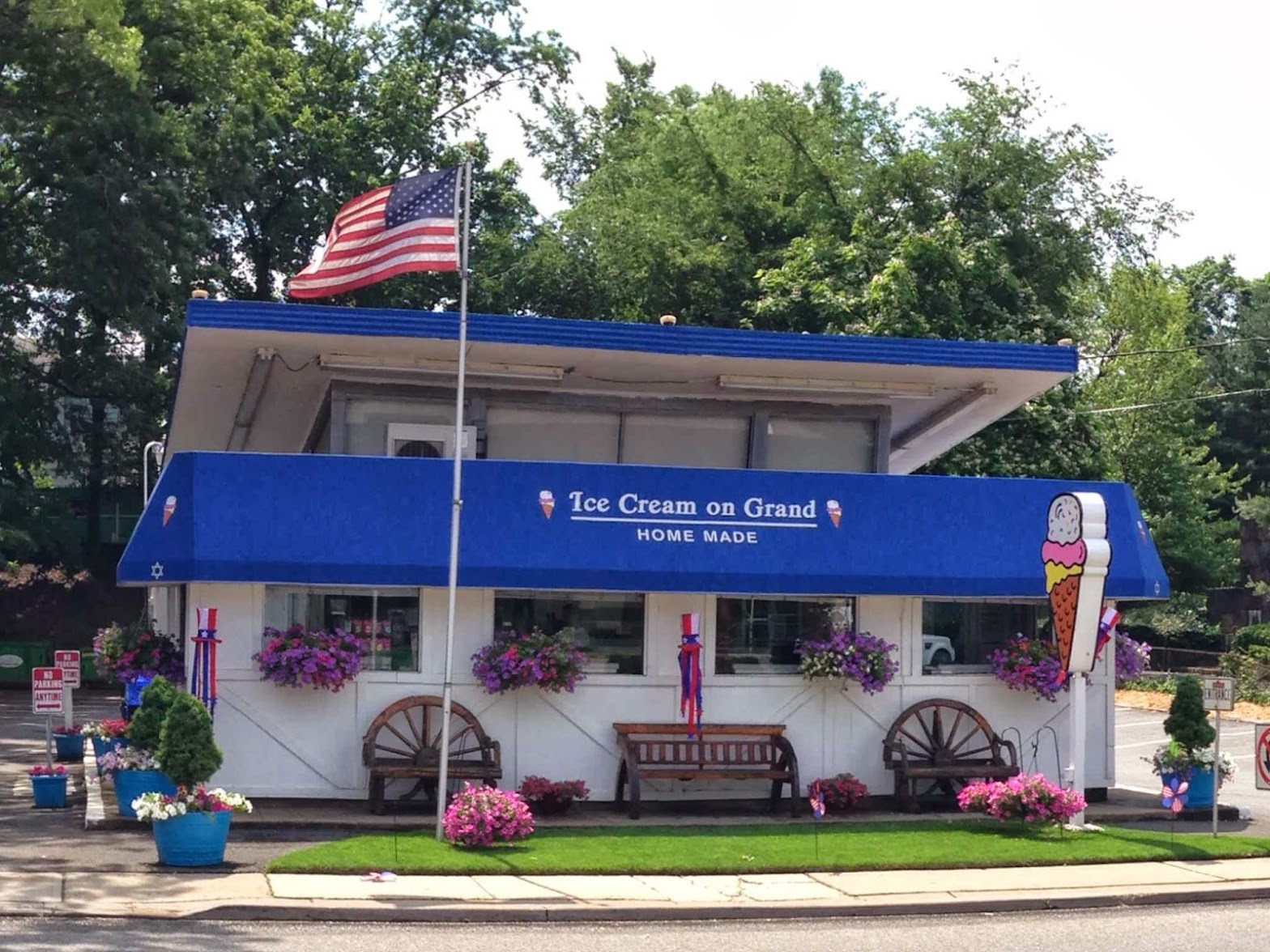 Ice Cream on Grand