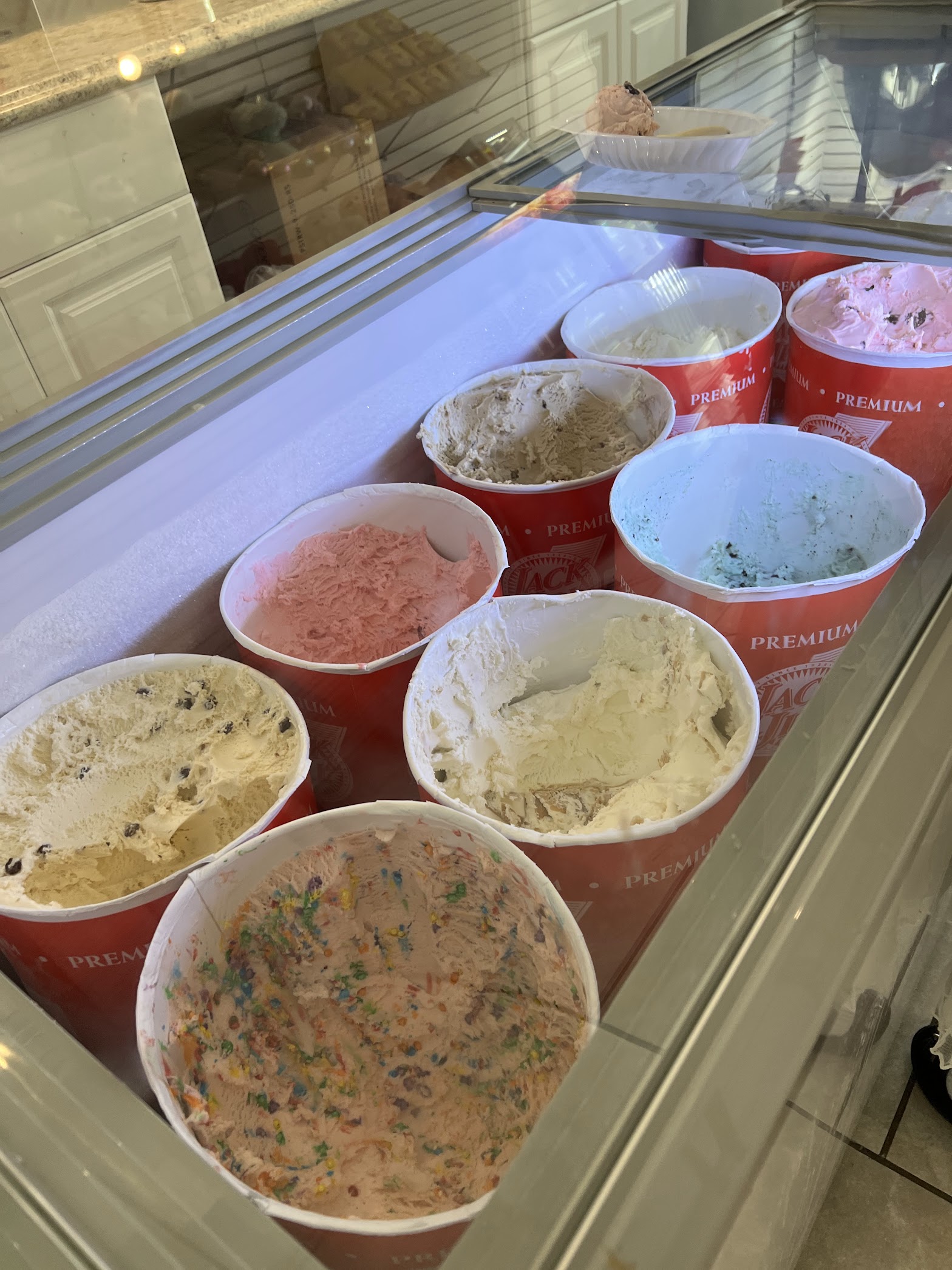 Dippy Sippy Ice Cream & Desserts photo