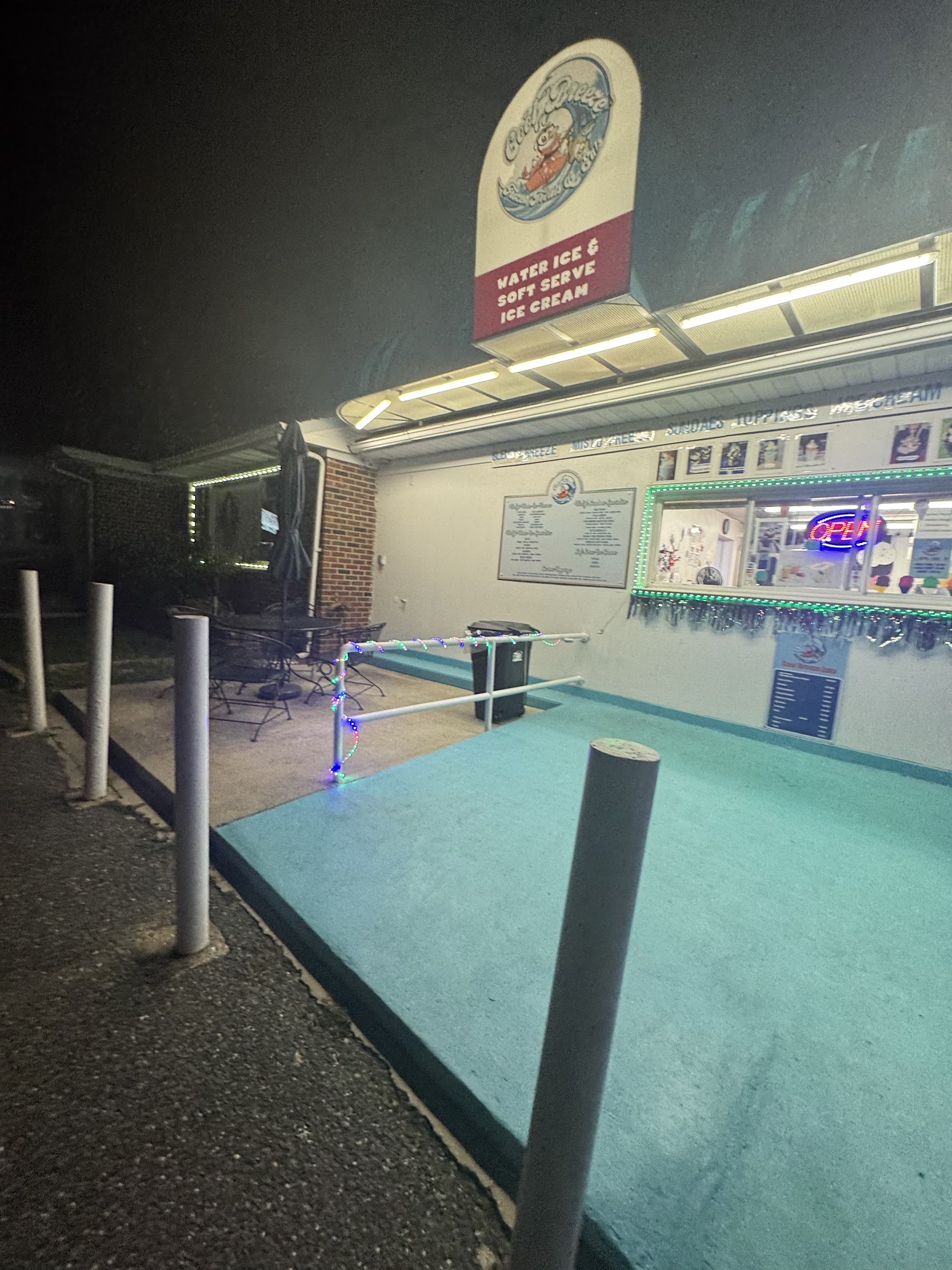 Cool.Breeze Frozen Treats & Eats photo