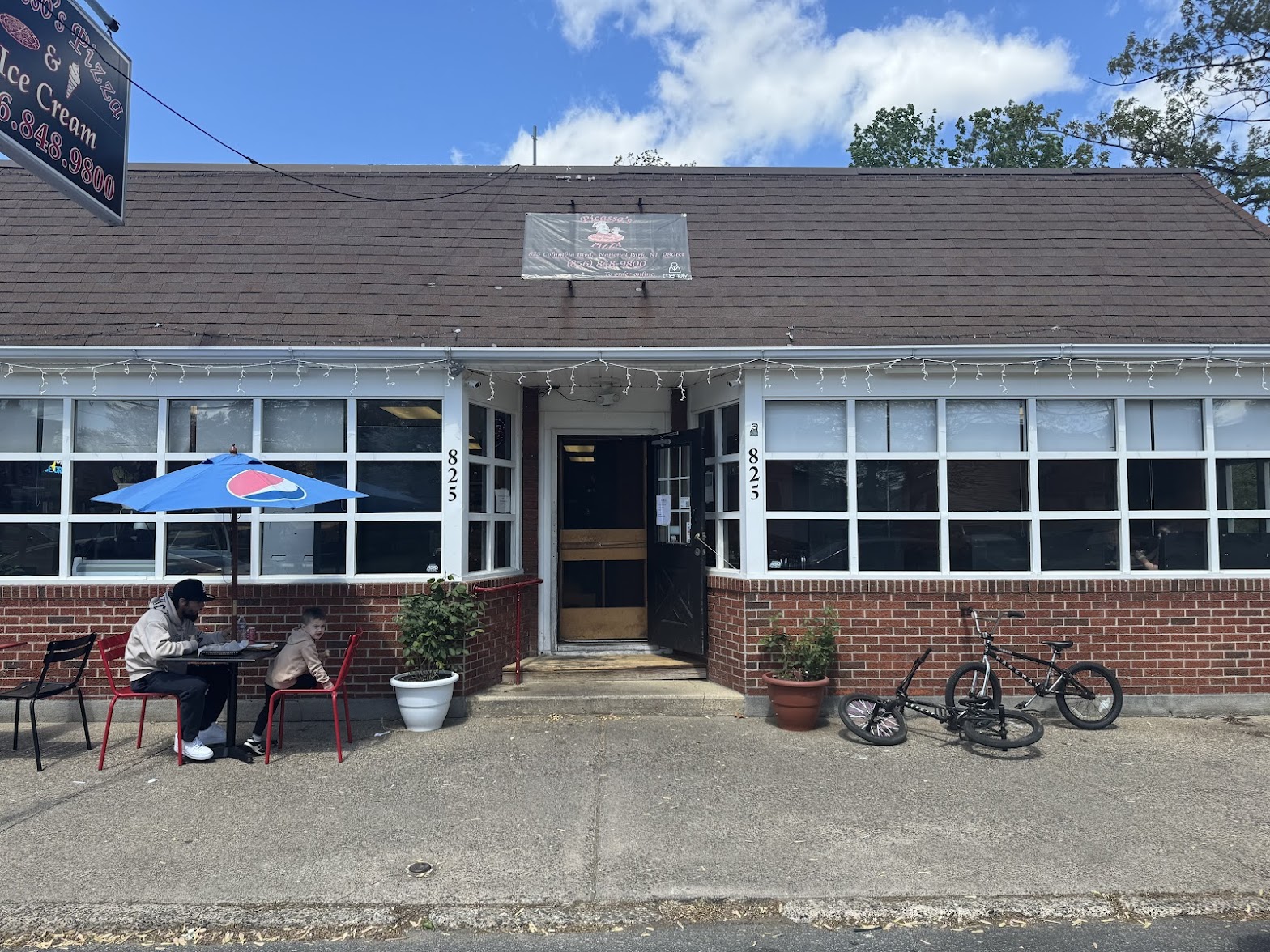 Picasso's Pizzeria & Icecream photo
