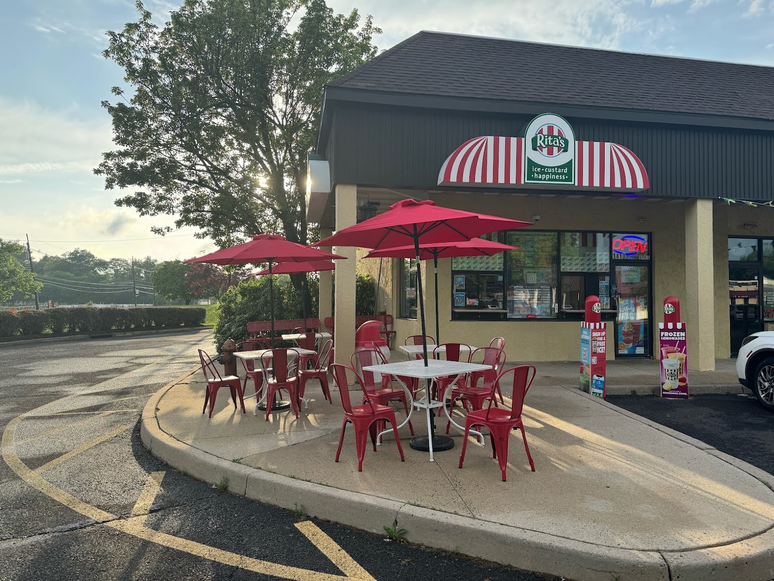 Rita's Italian Ice & Frozen Custard photo