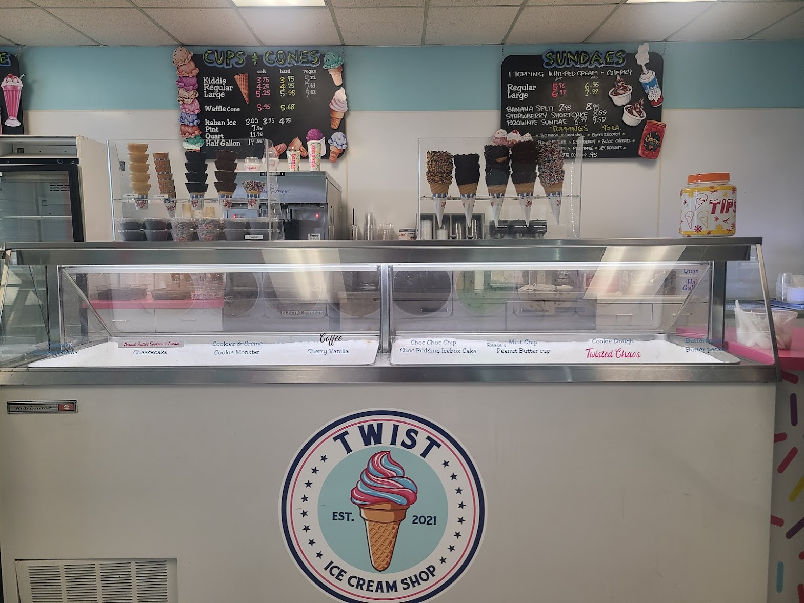 Twist Ice Cream Shop photo