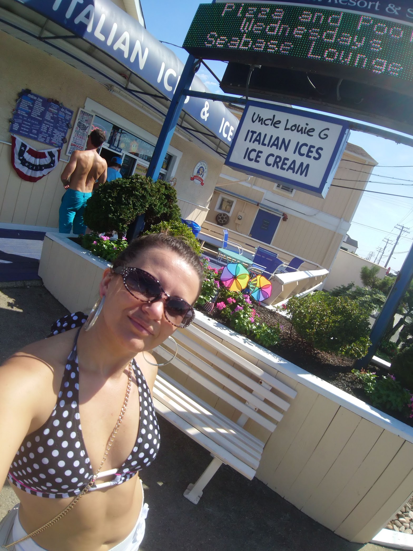 Uncle Louie G's photo