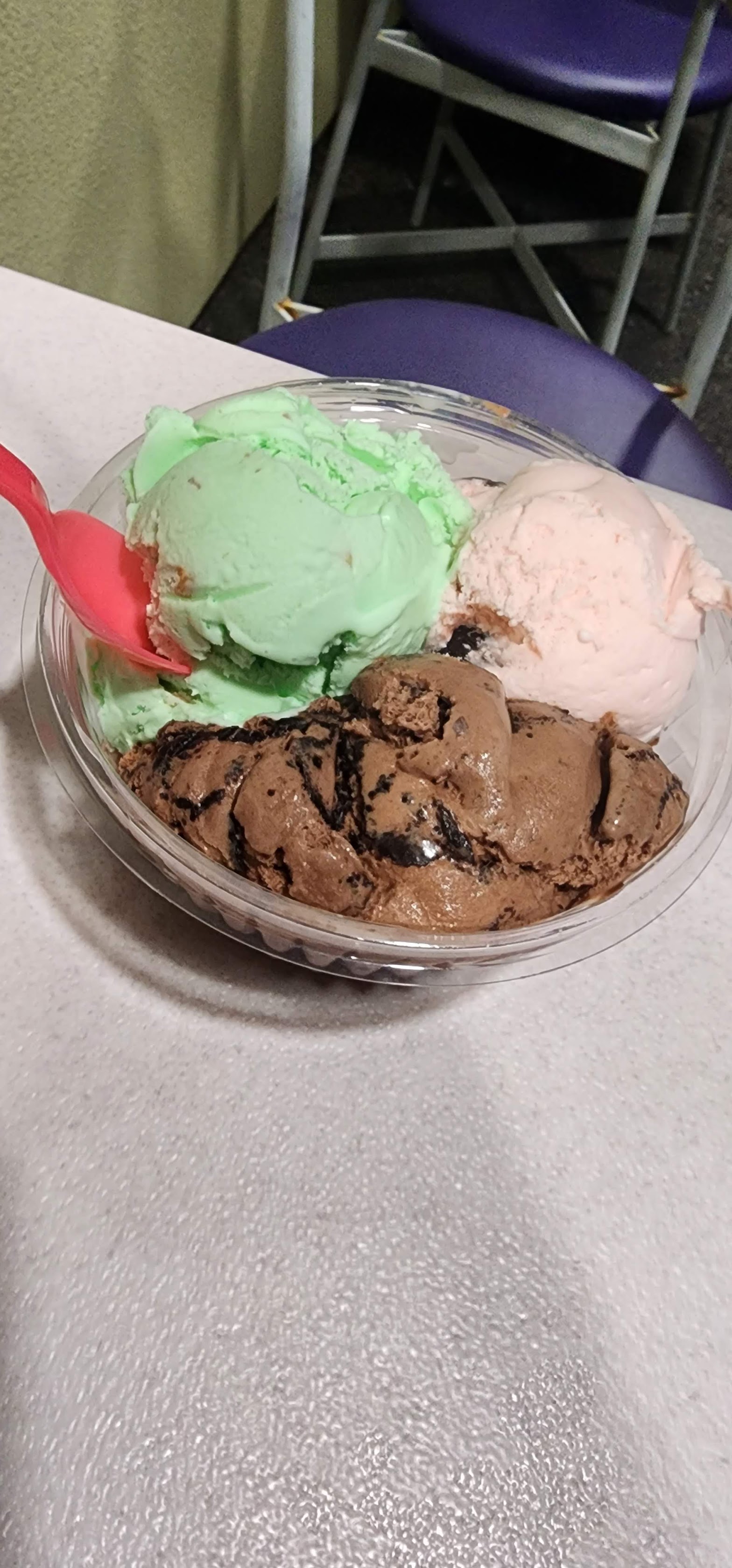 Tuckahoe Ice Creama photo