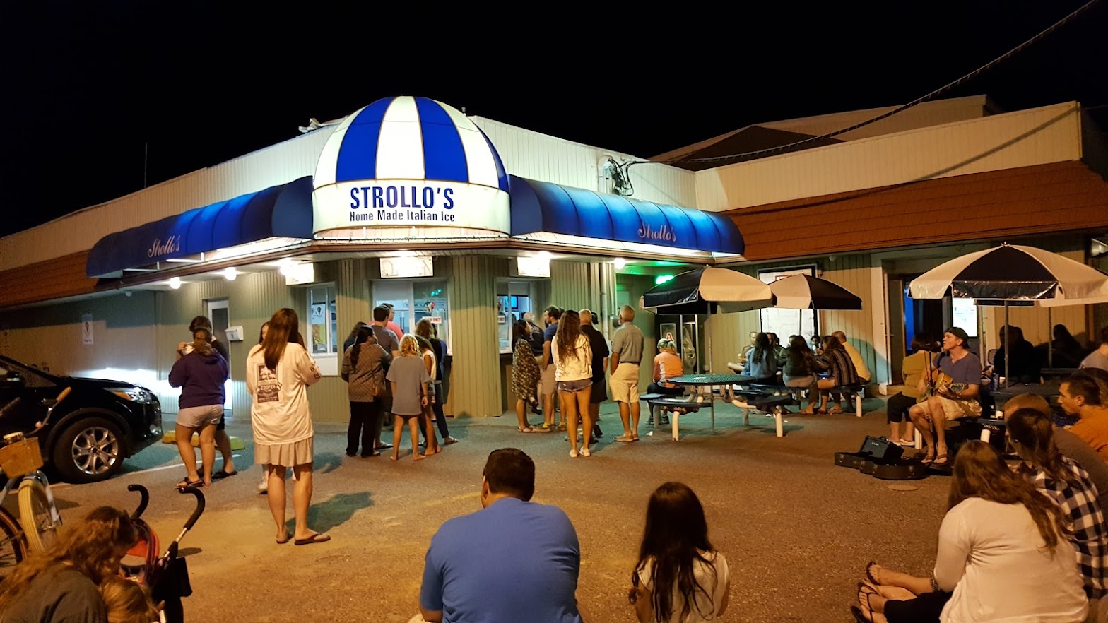 Strollos Italian Ice