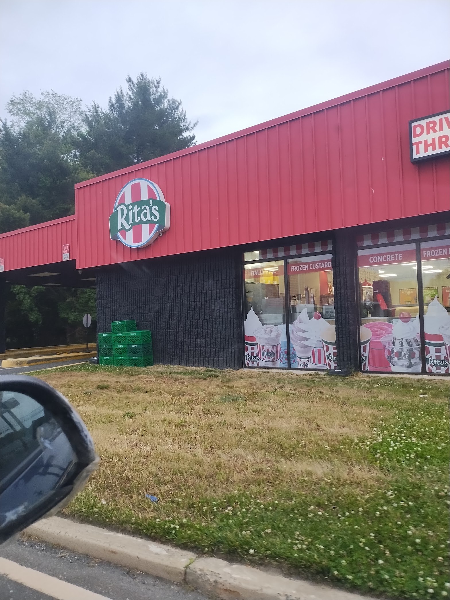 Rita's Italian Ice & Frozen Custard photo