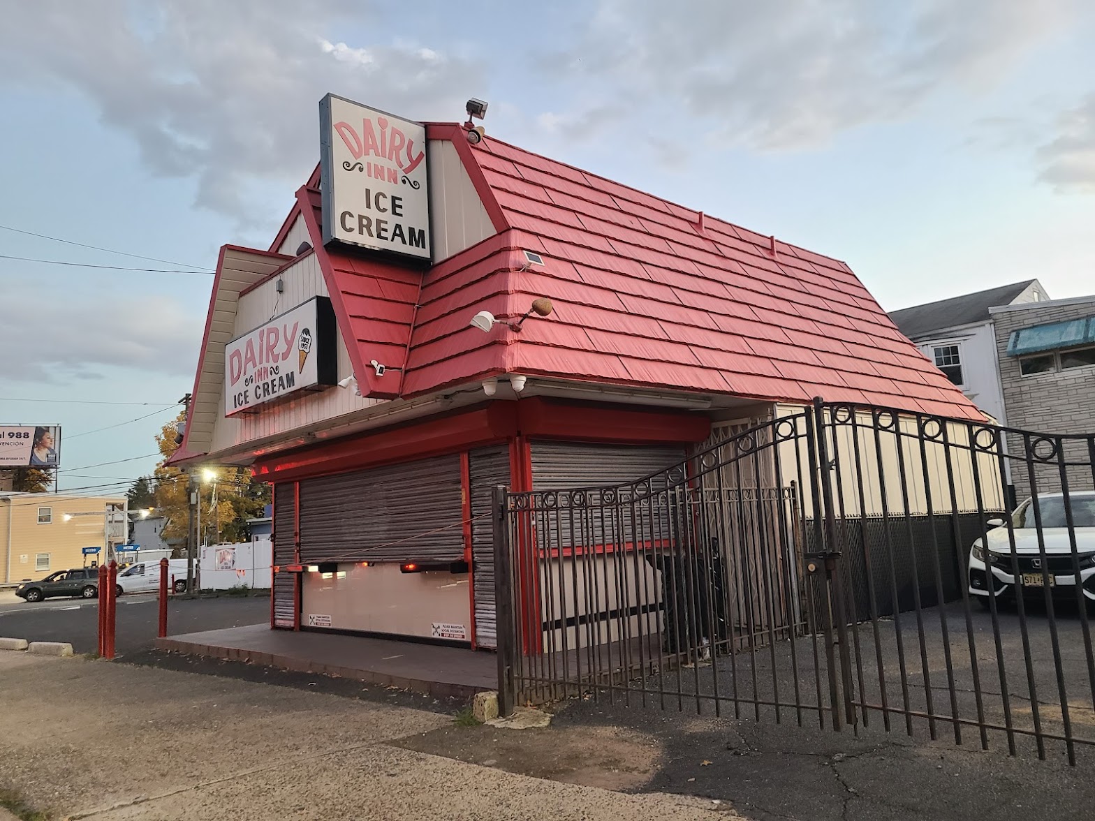 Dairy Inn Ice Cream photo
