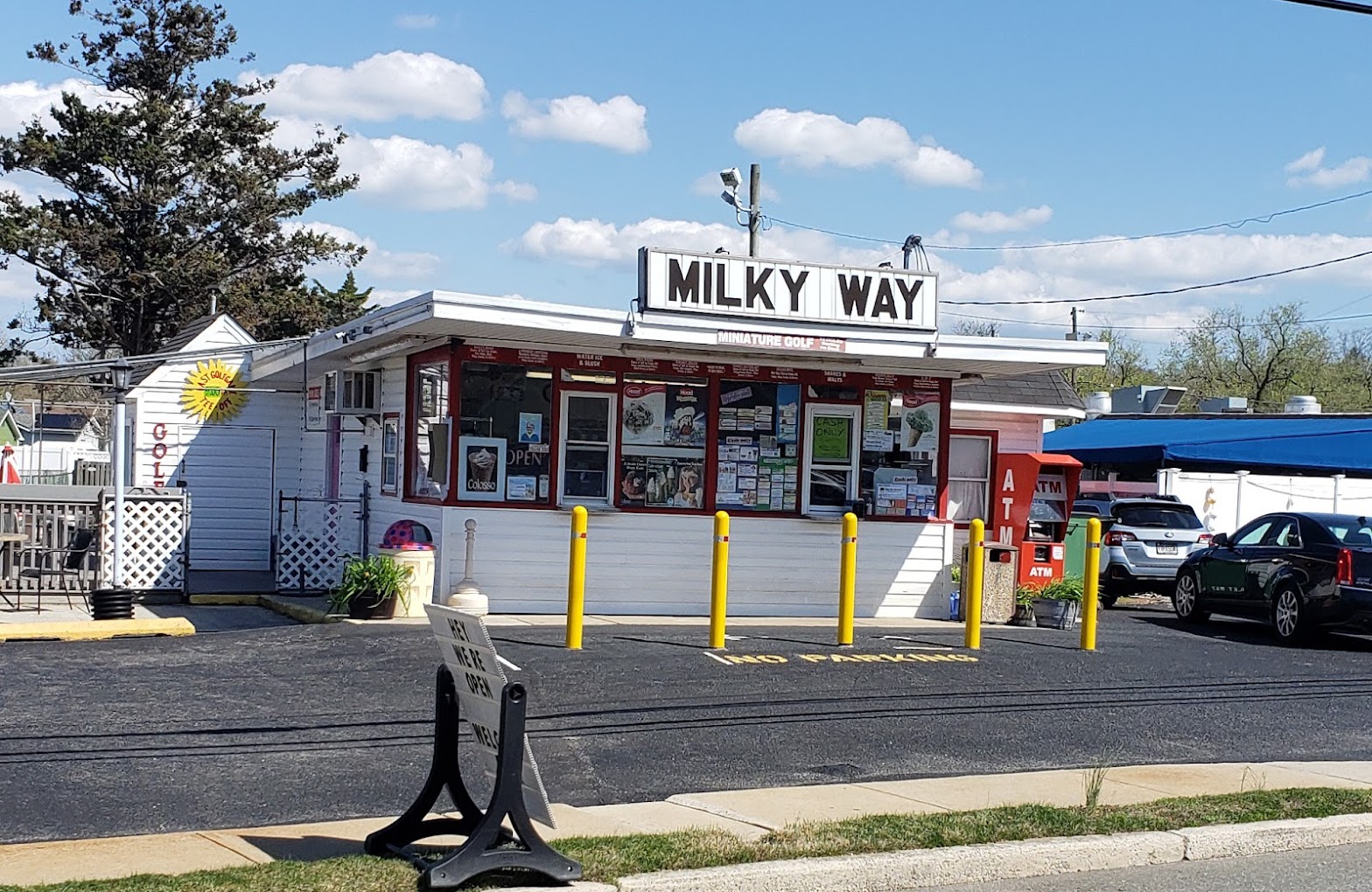Milky Way Ice Cream & Mini Golf