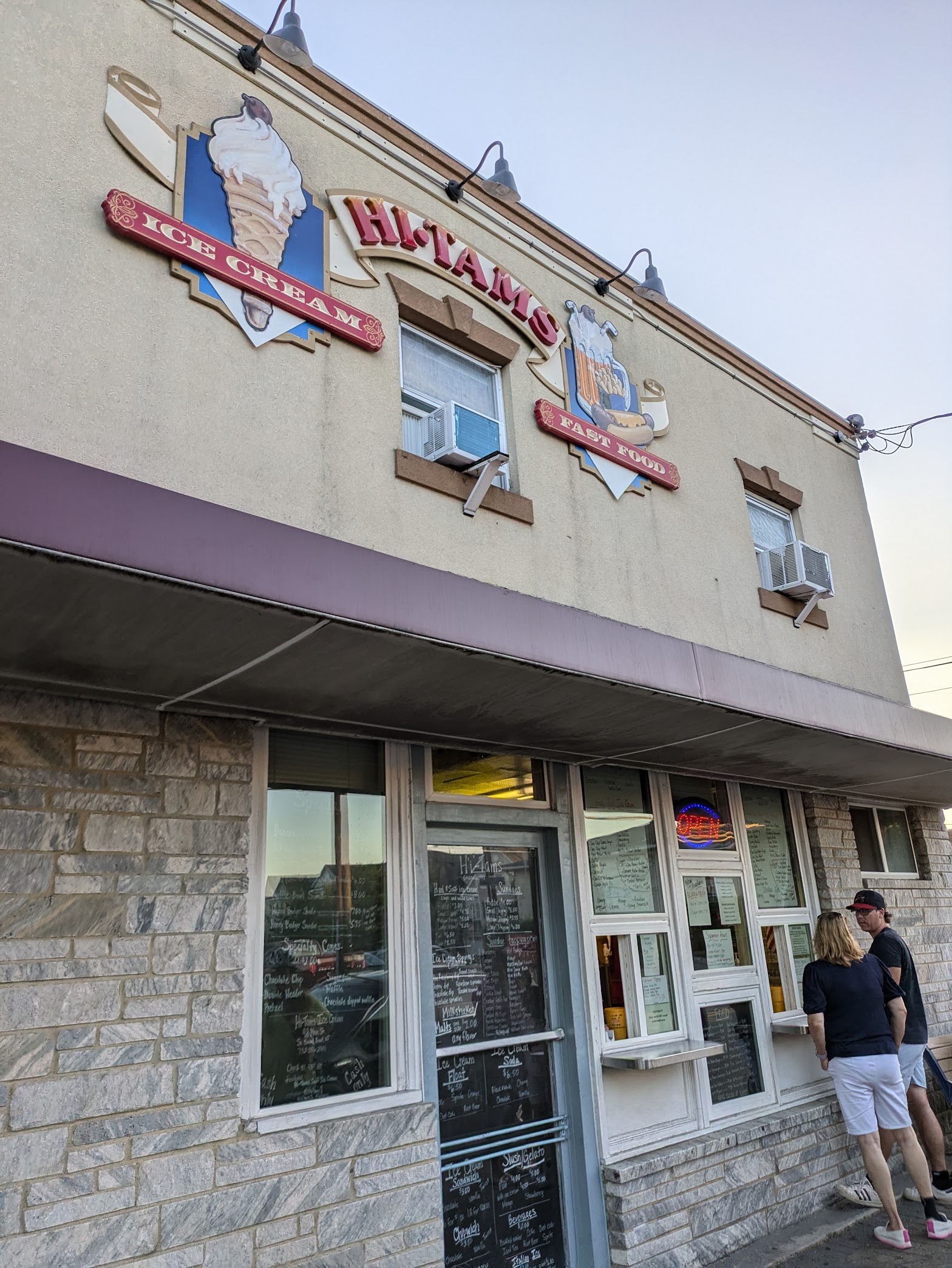 Hi-Tams Ice Cream photo