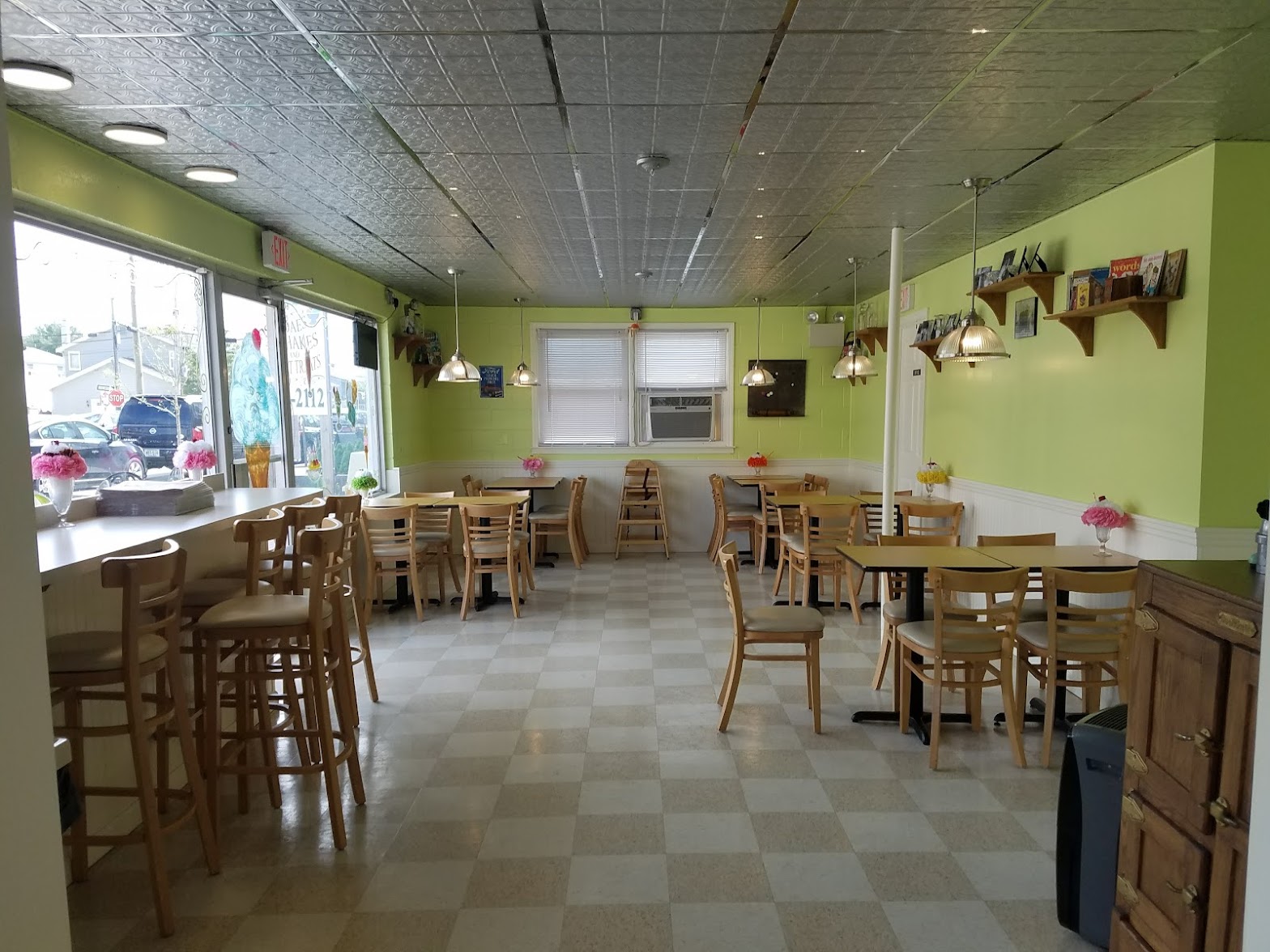 Nana and Poppy's Ice cream Parlor