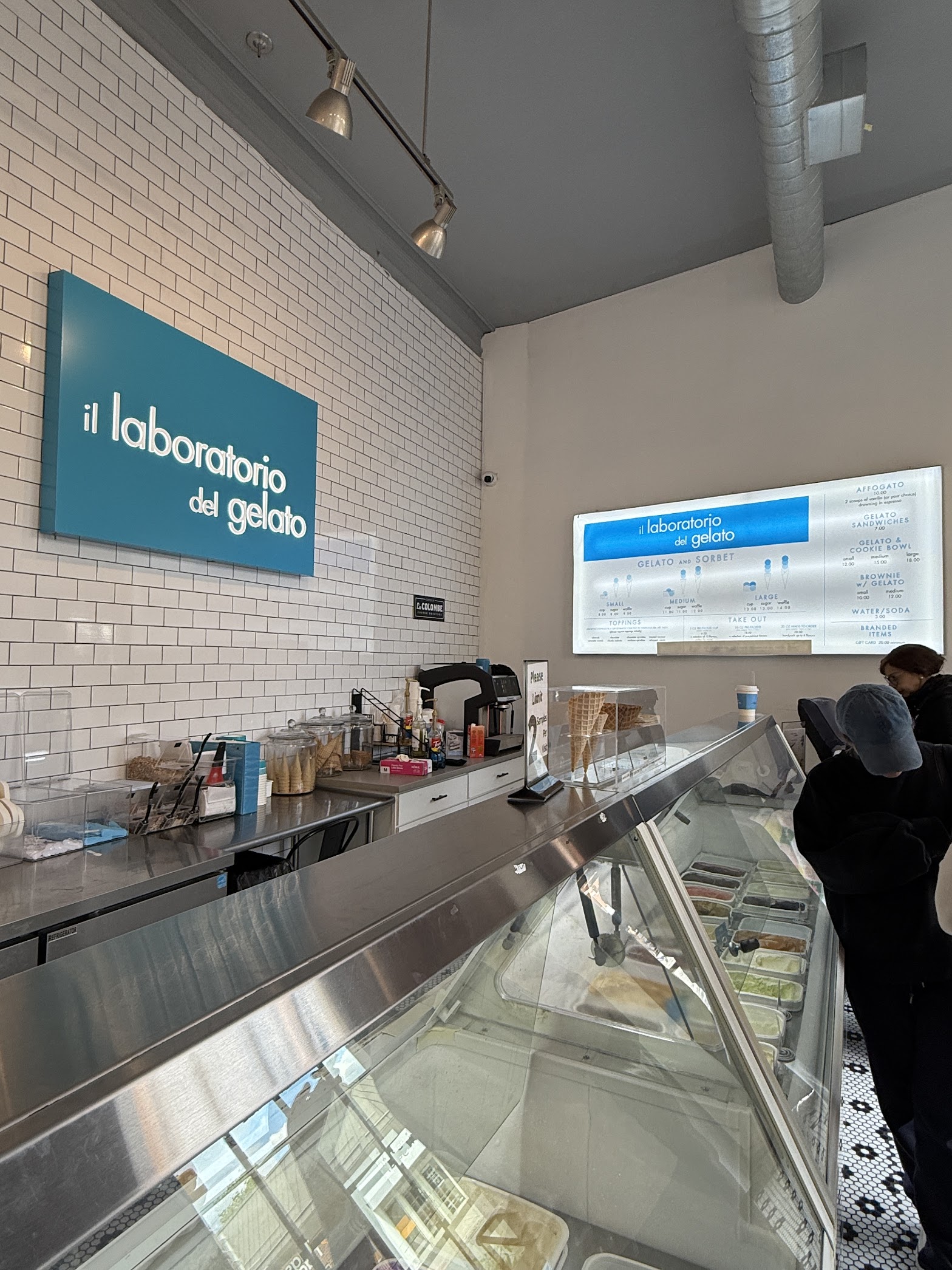 il laboratorio del gelato photo