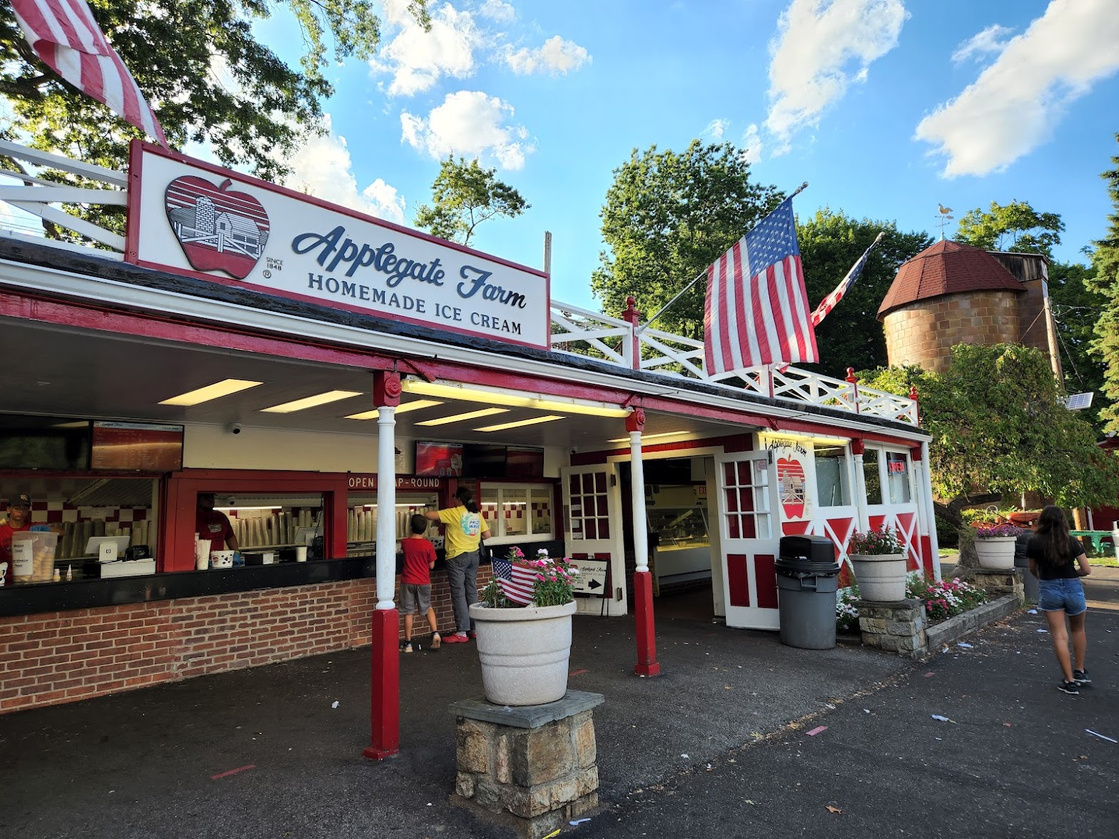 Applegate Farm
