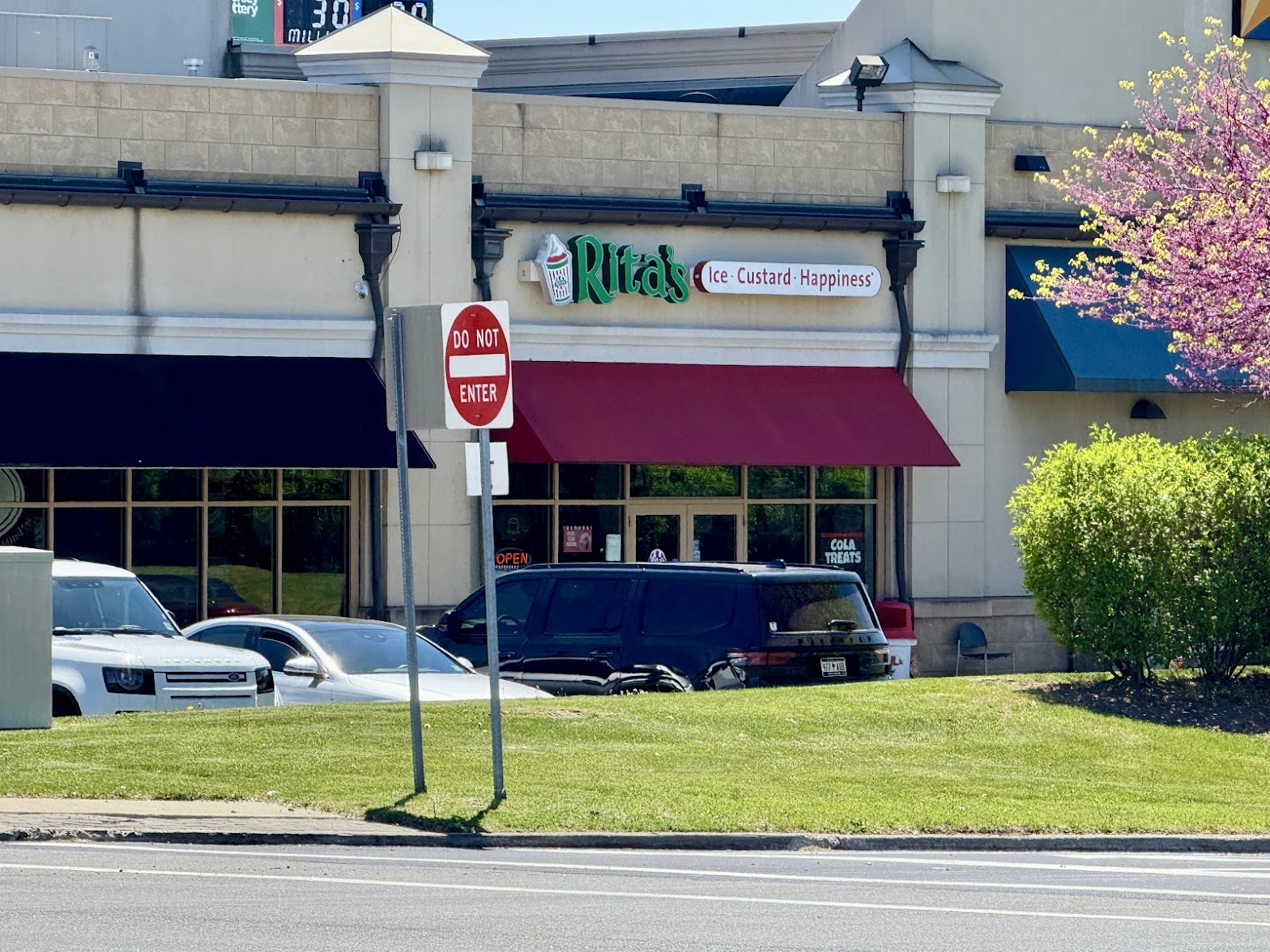 Rita's Italian Ice & Frozen Custard photo