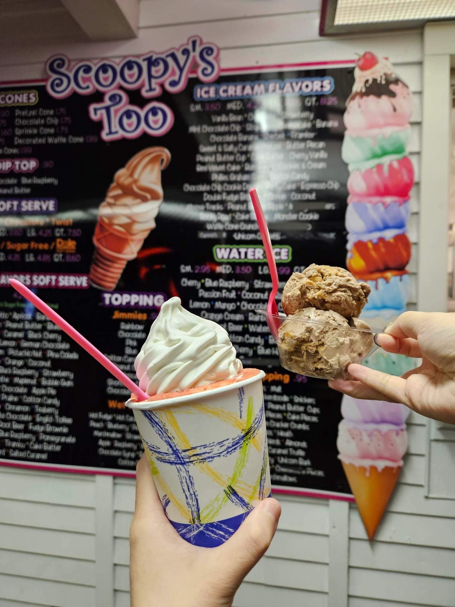 Scoopy’s Too photo