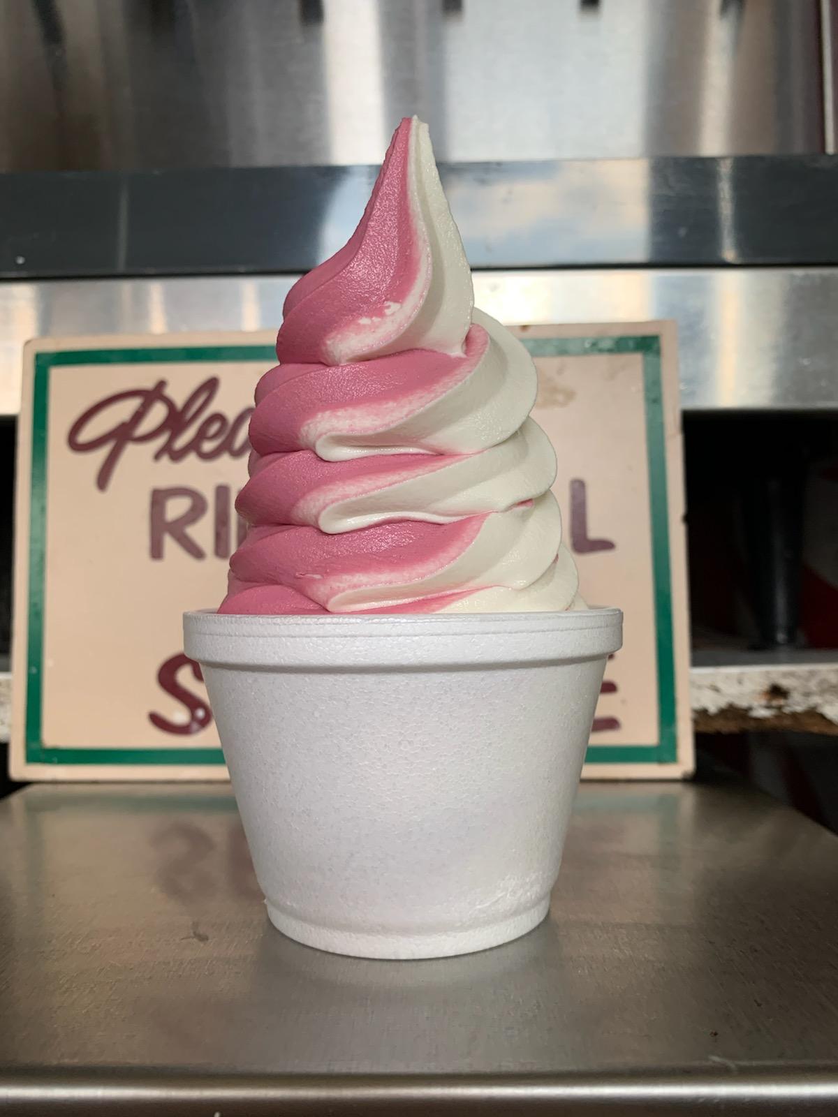 Del's Custard & Yogurt photo