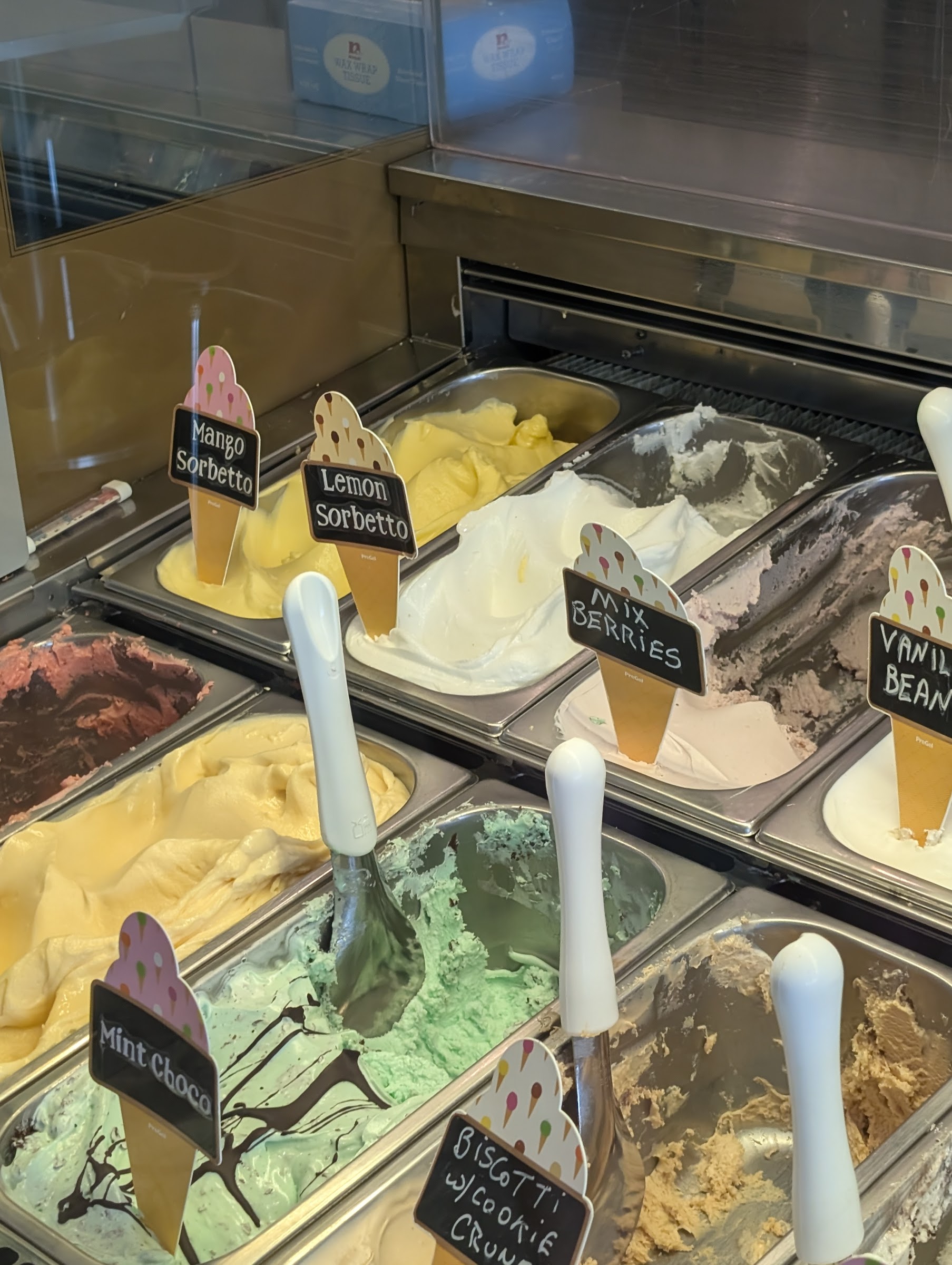 Gio’s Gelato & Espresso Bar photo