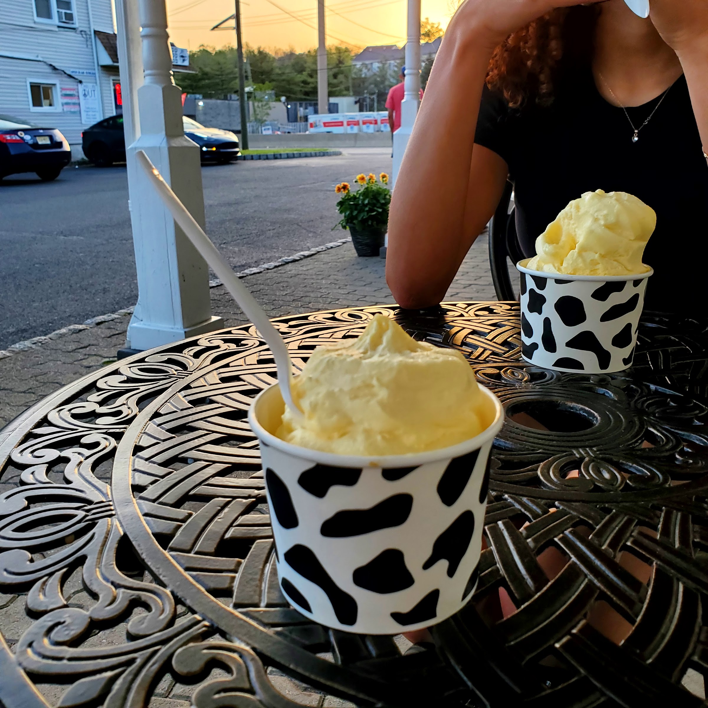 Scoops Ice Creamery photo
