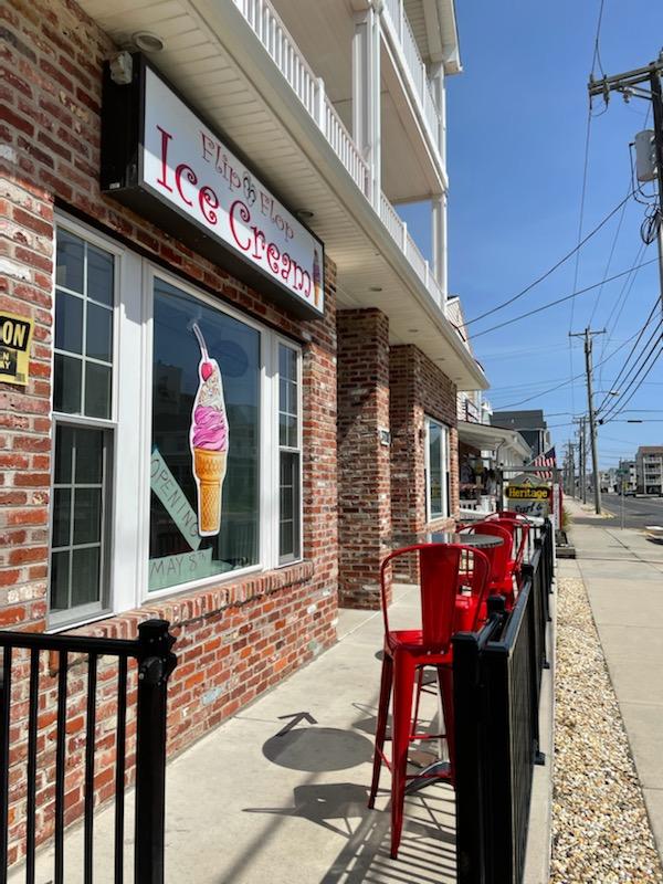 Flip Flop Ice Cream Shop photo