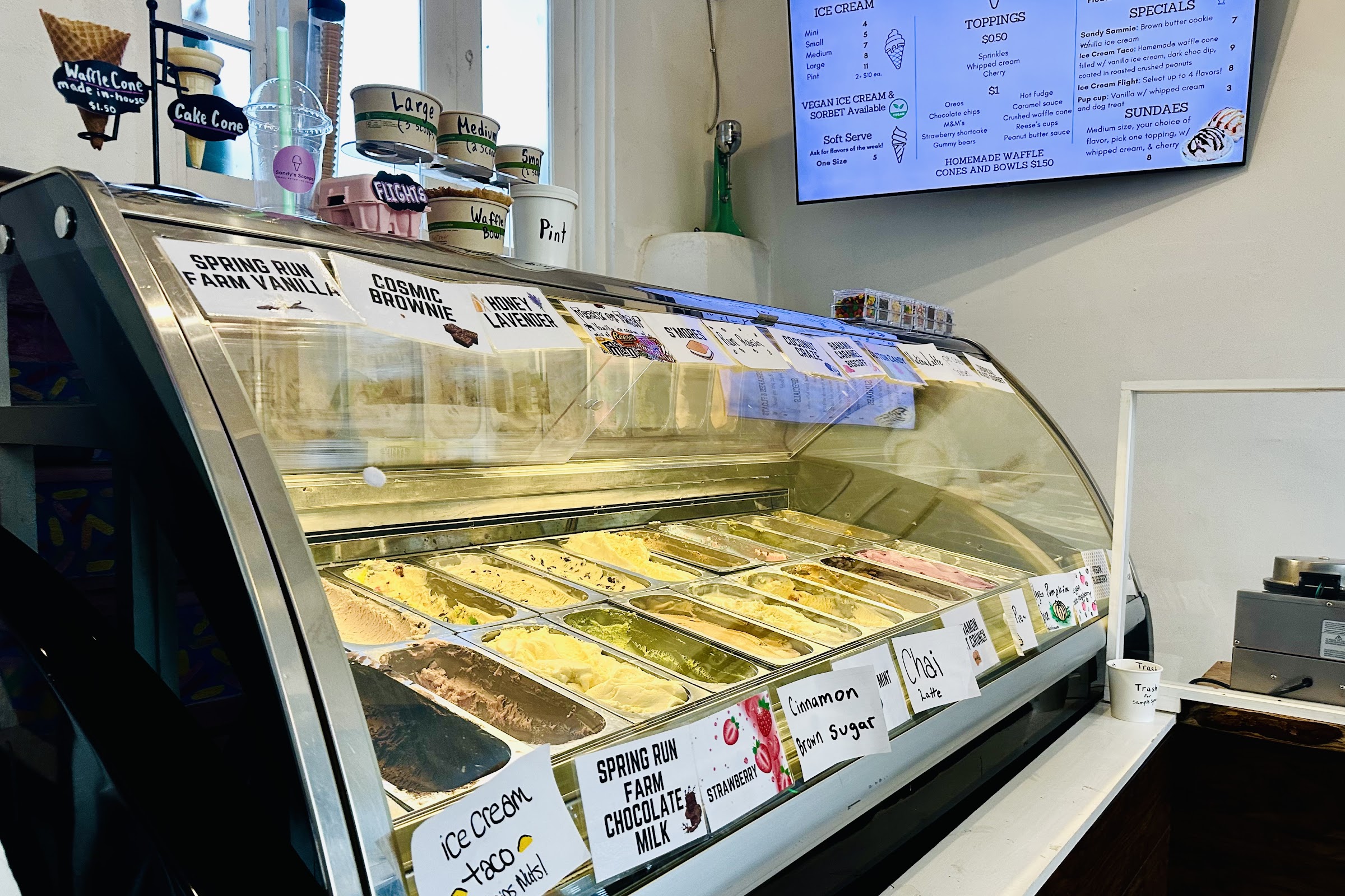 Sandy's Scoops photo