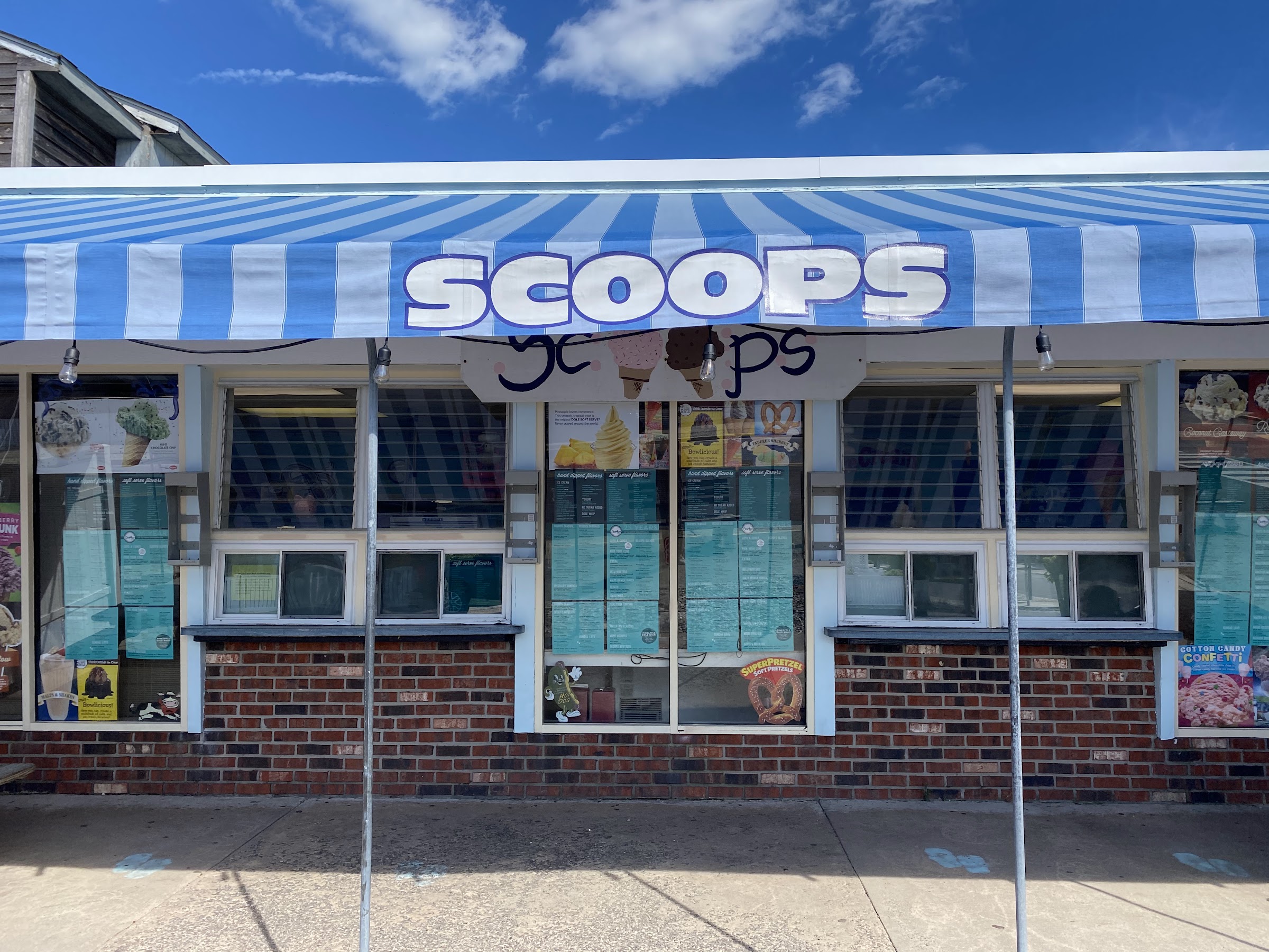 Scoops photo