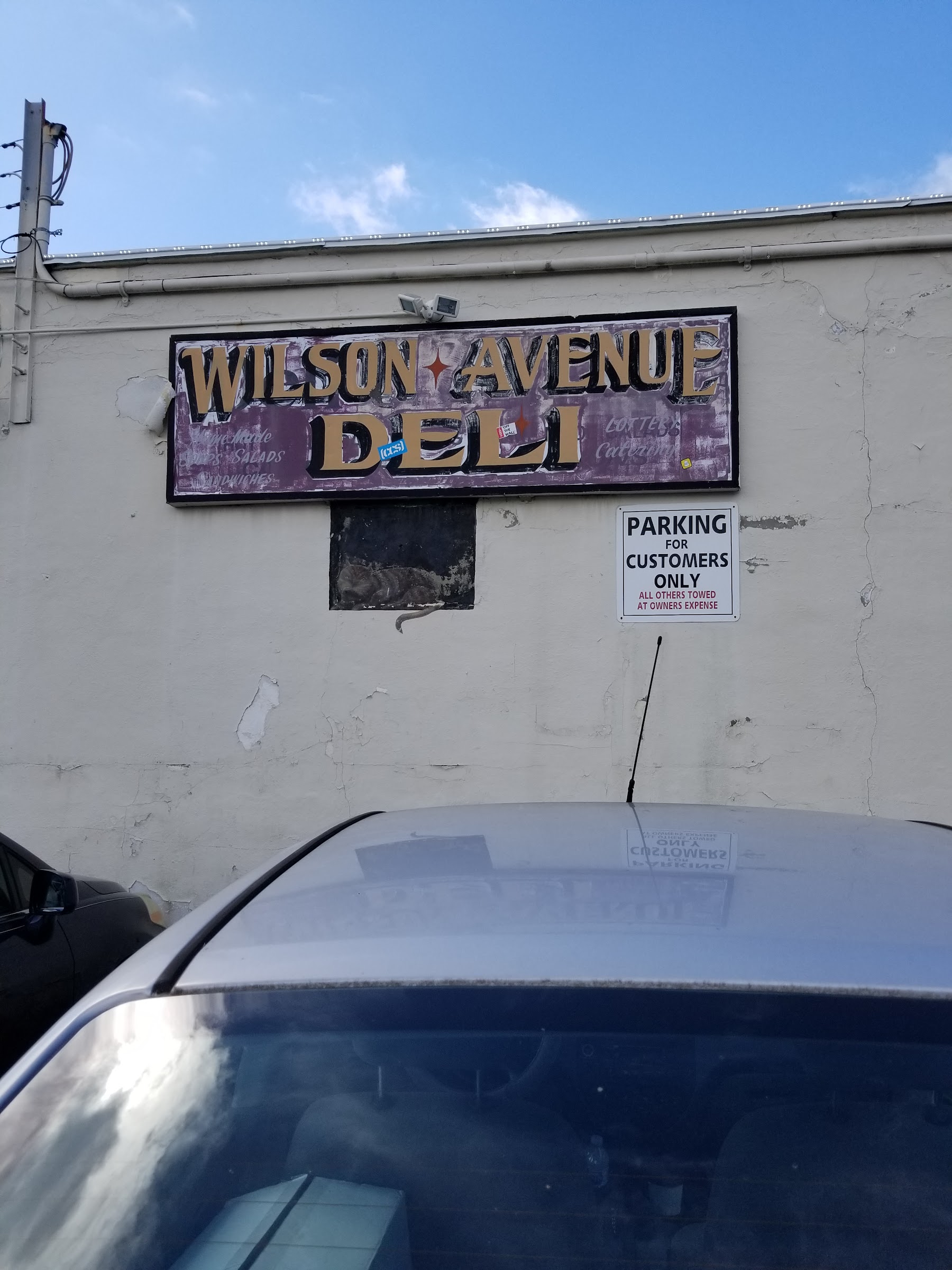 Wilson Ave Deli photo