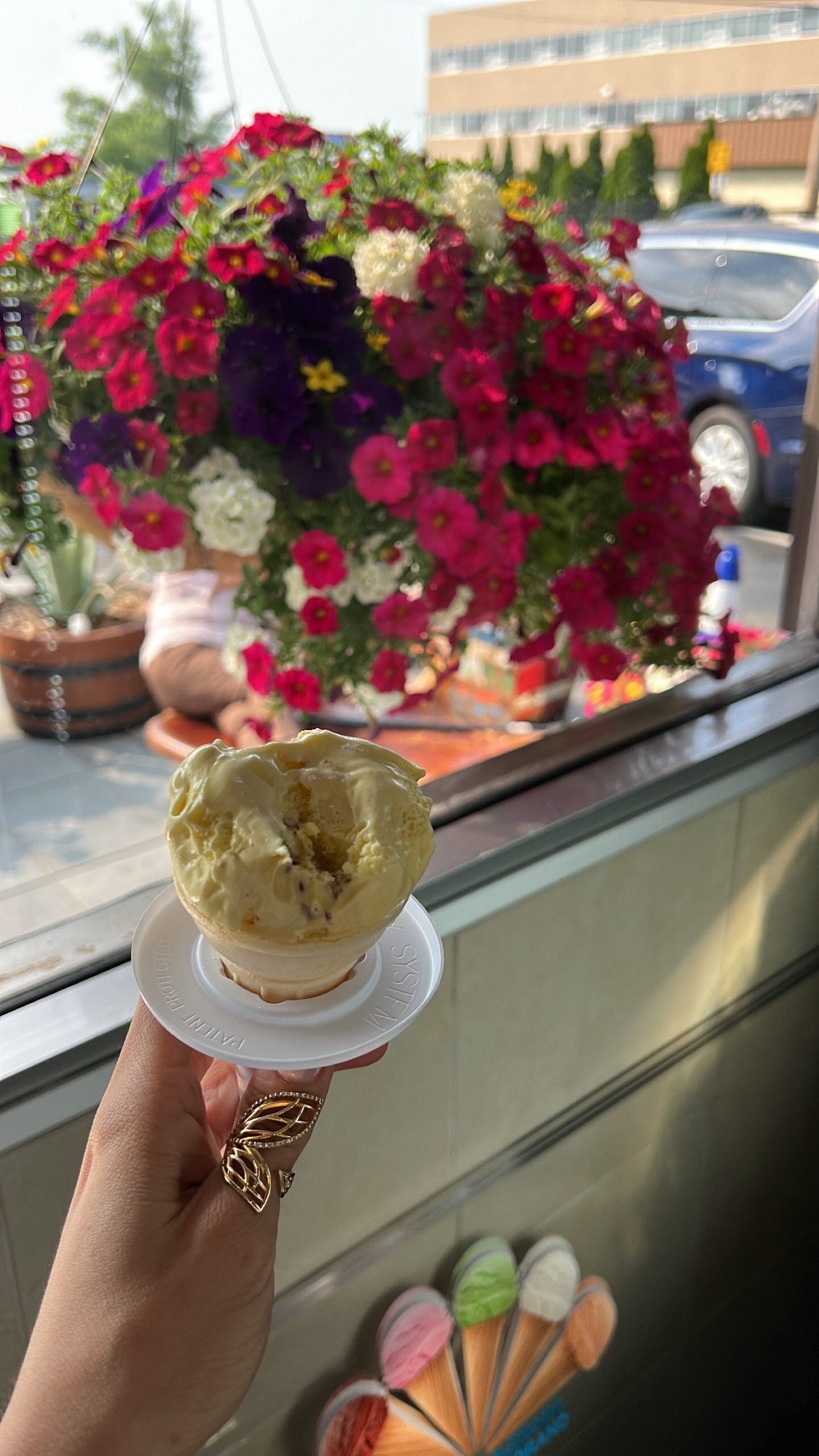 Ice Cream on Grand photo