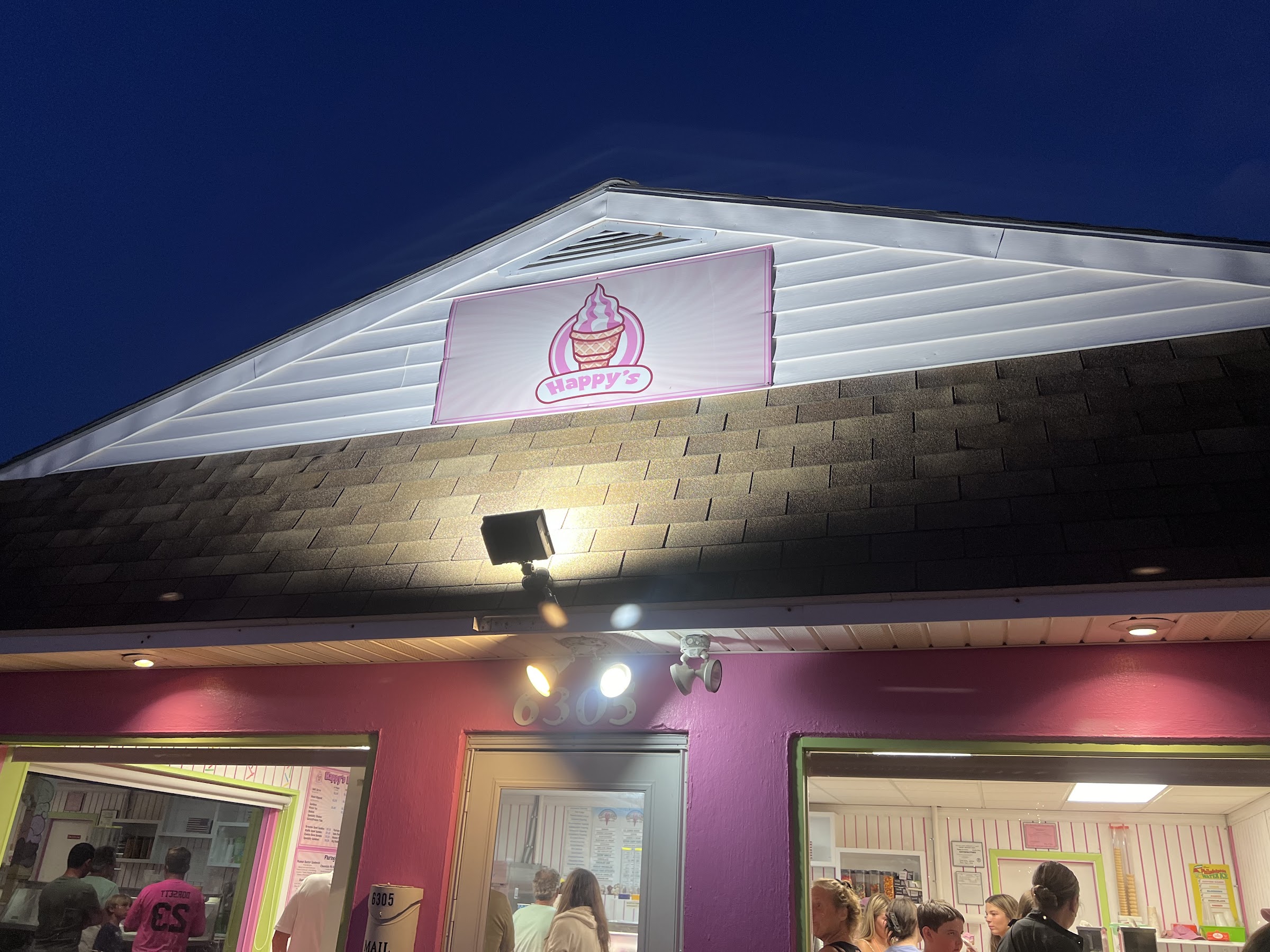Happy's Ice Cream photo