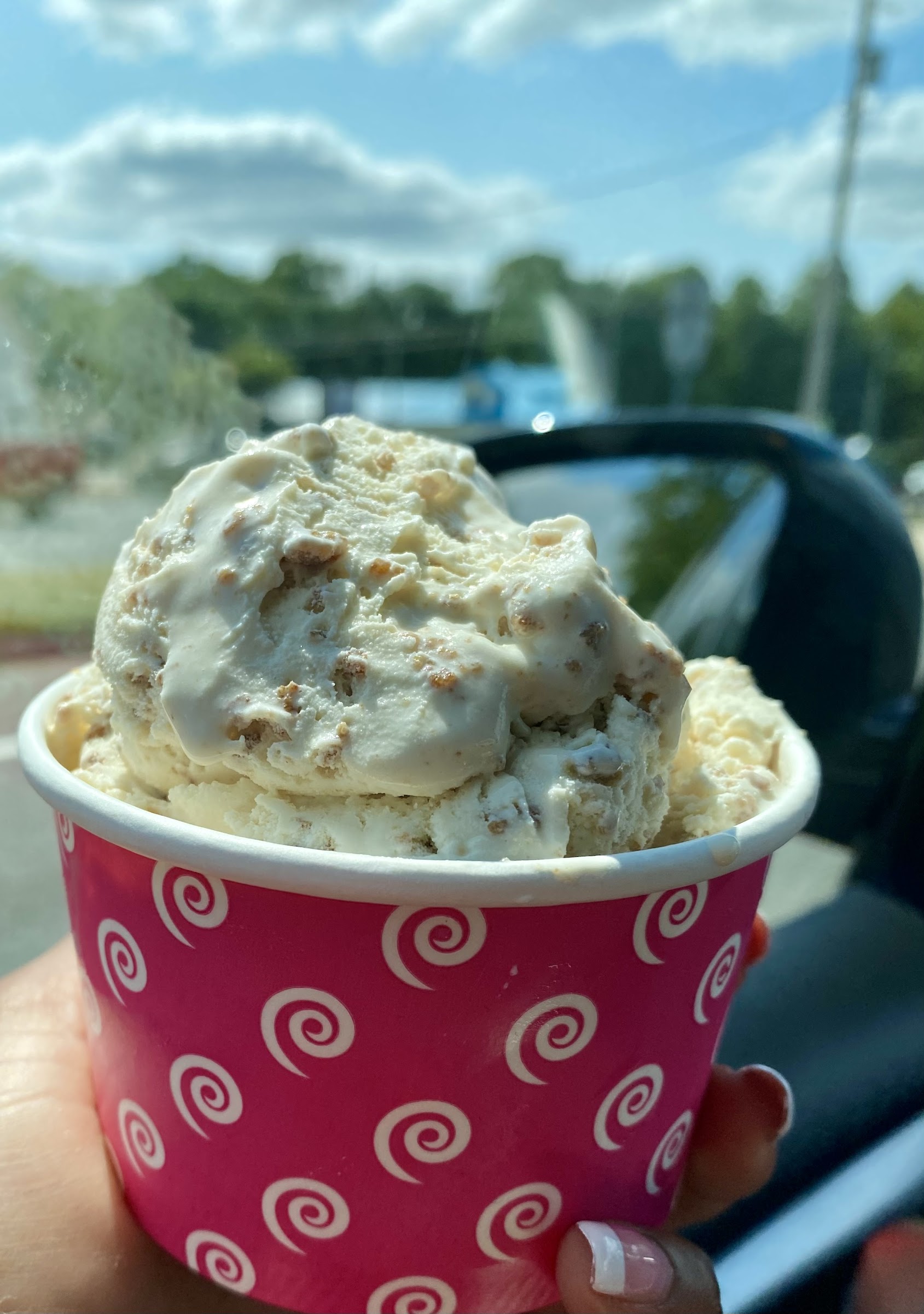 Serene Custard & Miniature Golf photo