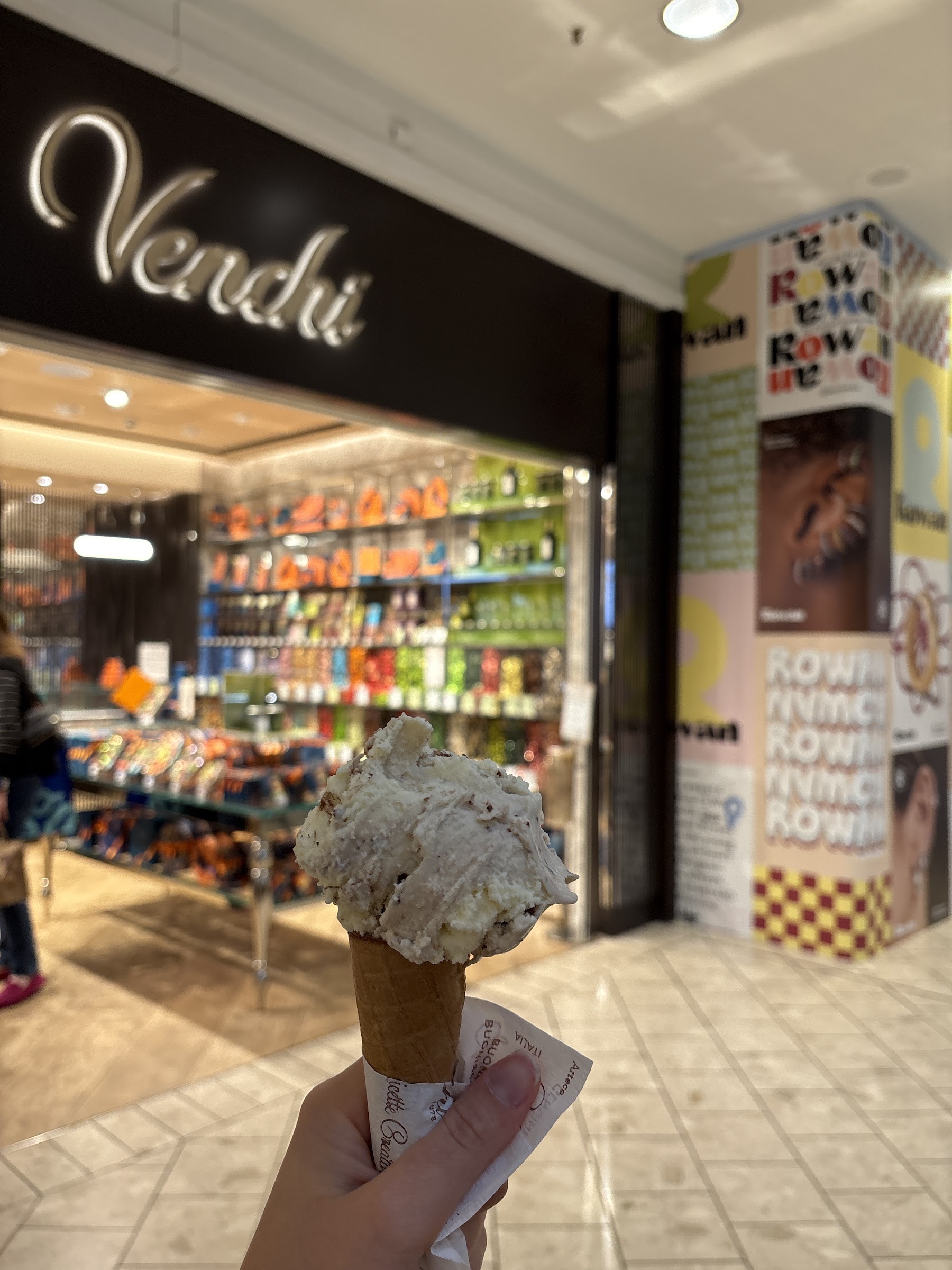 Venchi Chocolate & Gelato Short Hills photo