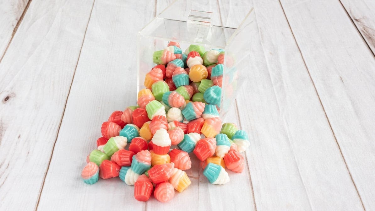 SugarPop Candy Bar, Italian Ice, and Pinkberry Frozen Yogurt photo