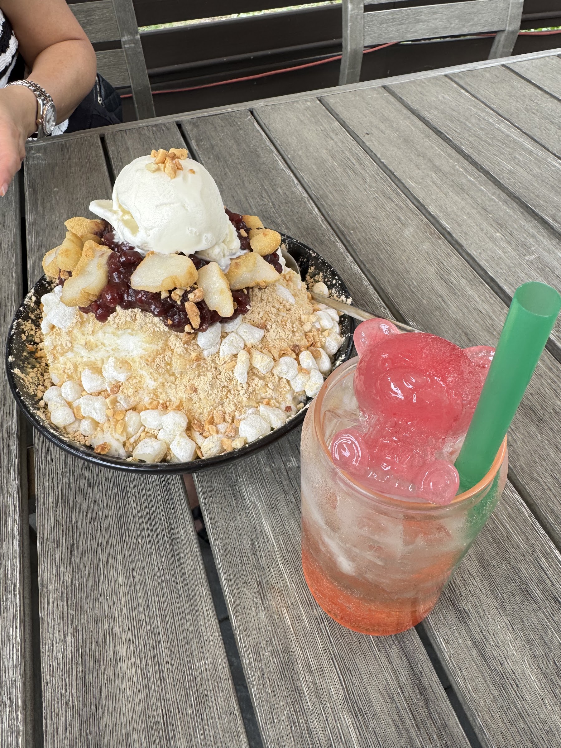 Cafe August photo