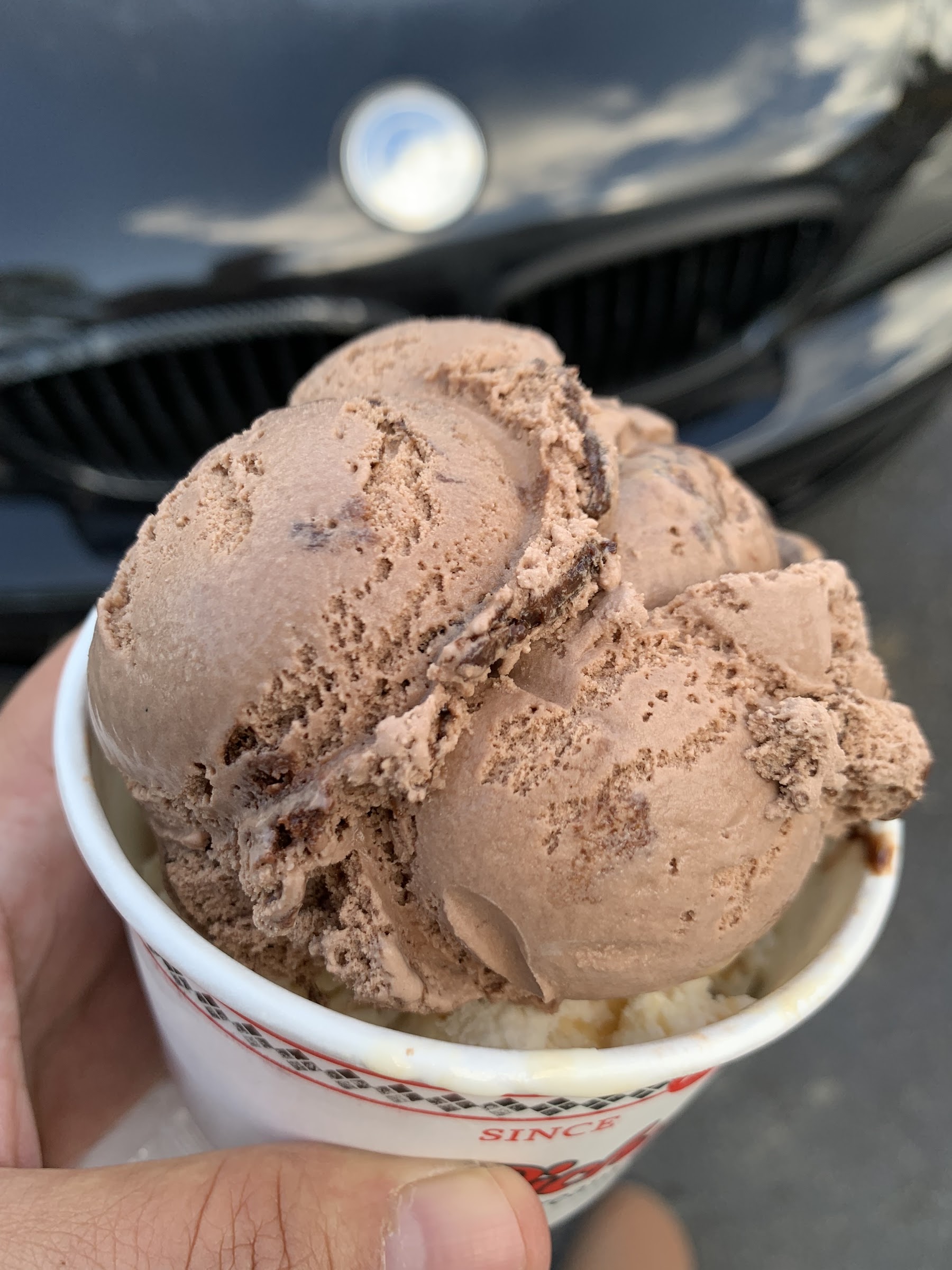 Mr. Bill's Richman's Ice Cream & Burger Co. photo
