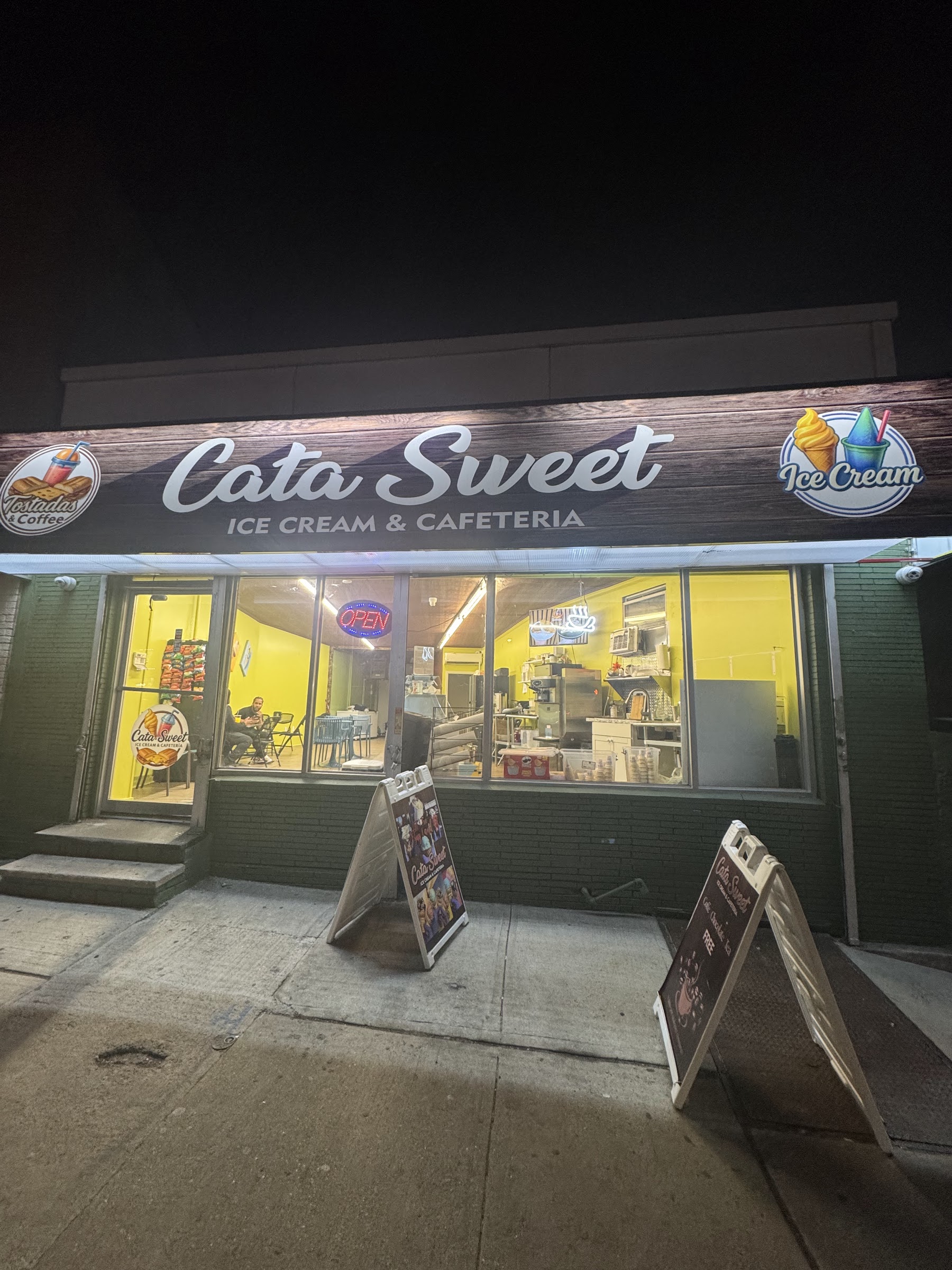 Cata sweet ice cream & cafetería photo