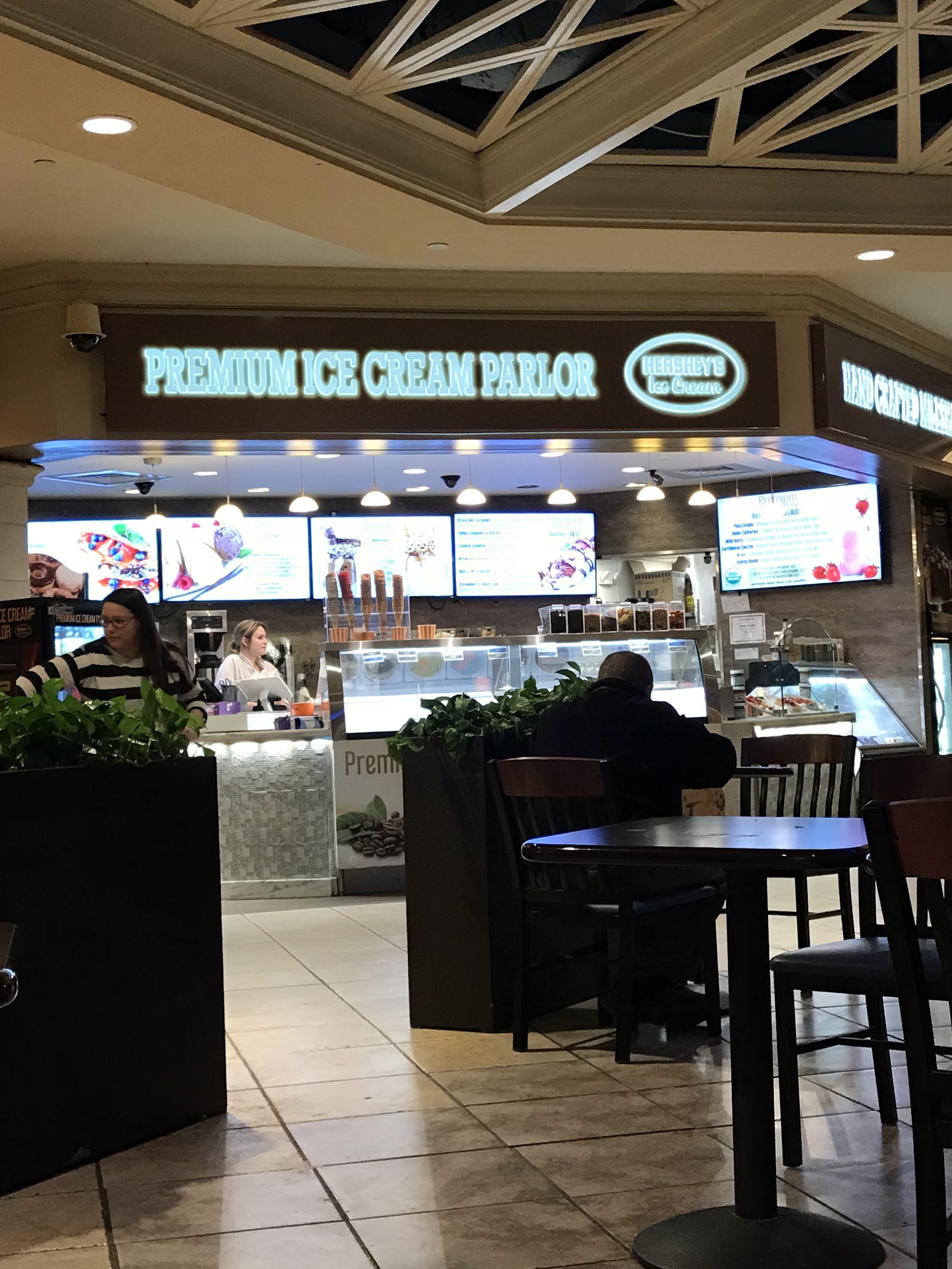Premium ice cream parlor photo