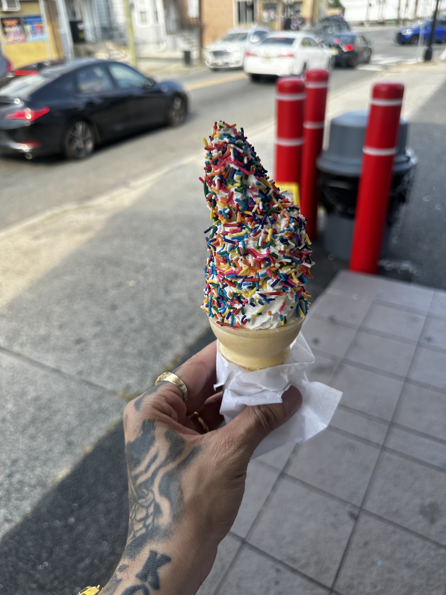 Dairy Inn Ice Cream photo