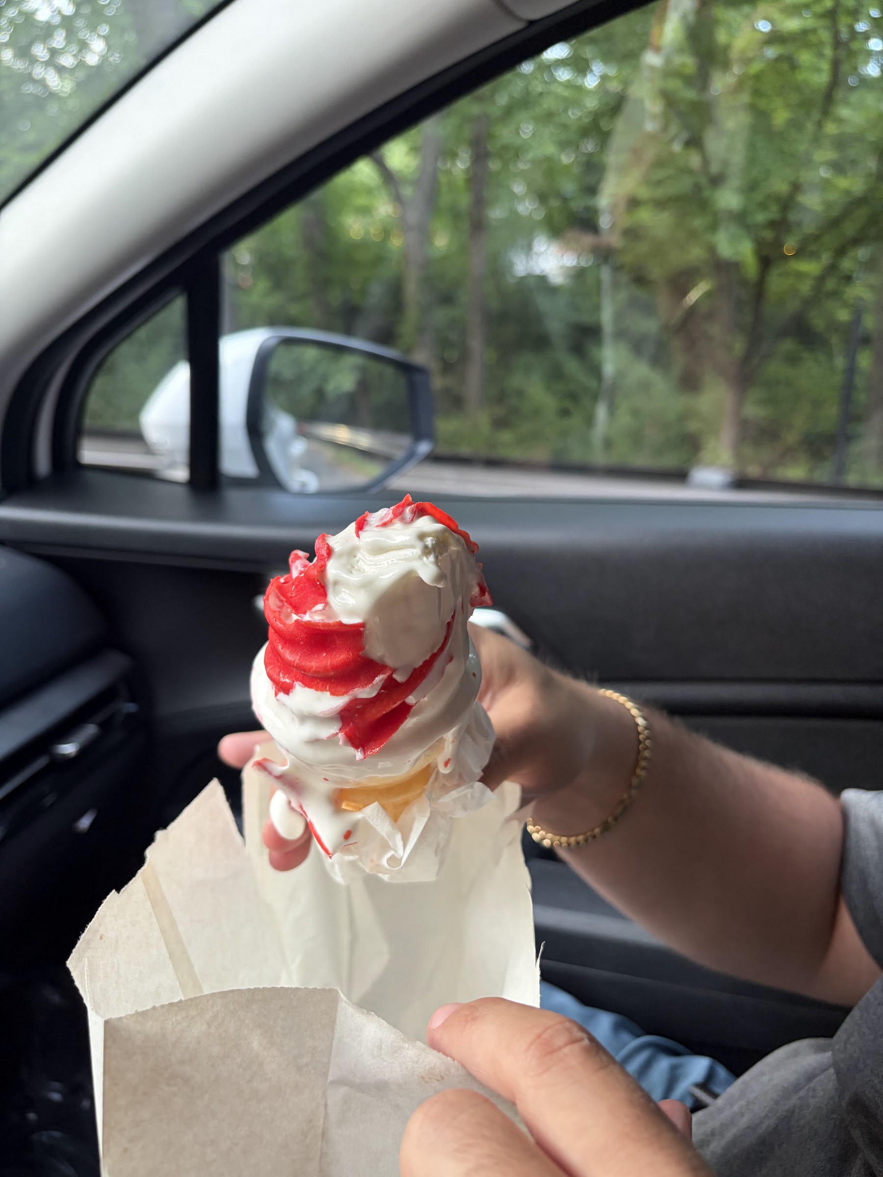 Dairy Inn Ice Cream photo