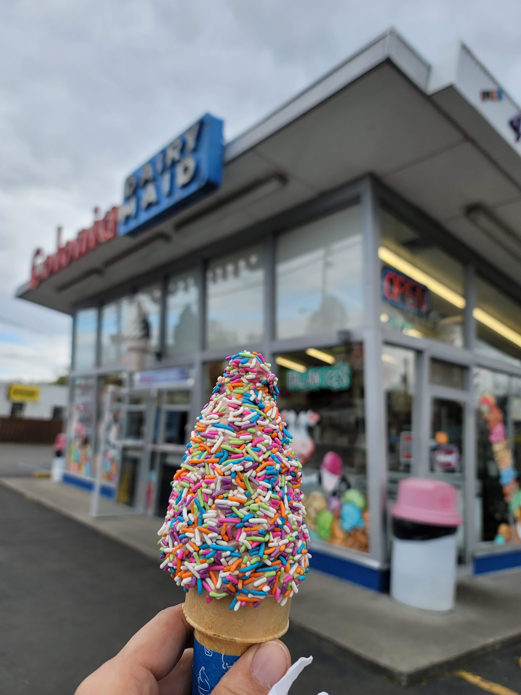 Colonia Dairy Maid photo
