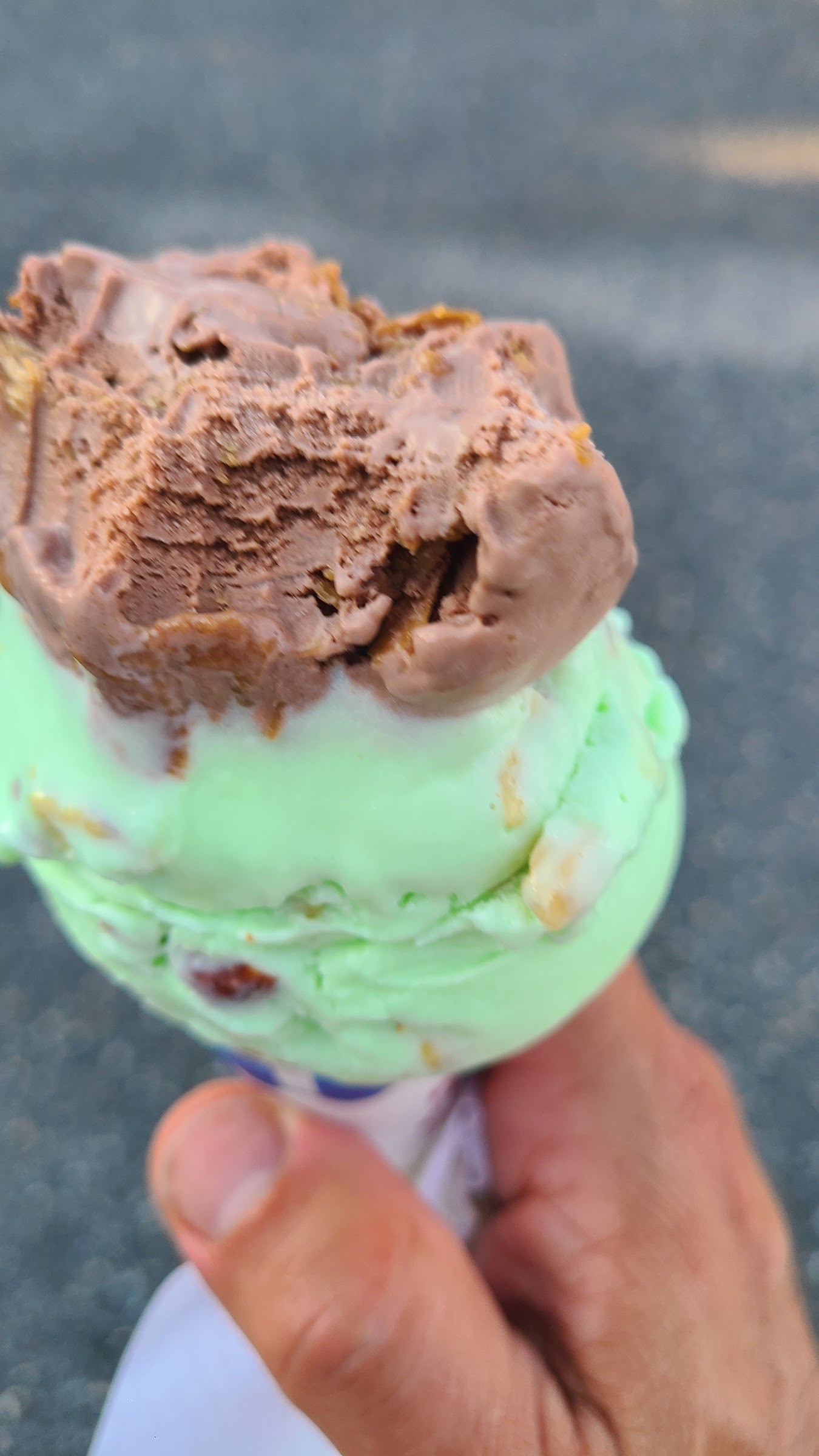 Scoops on Sunset photo