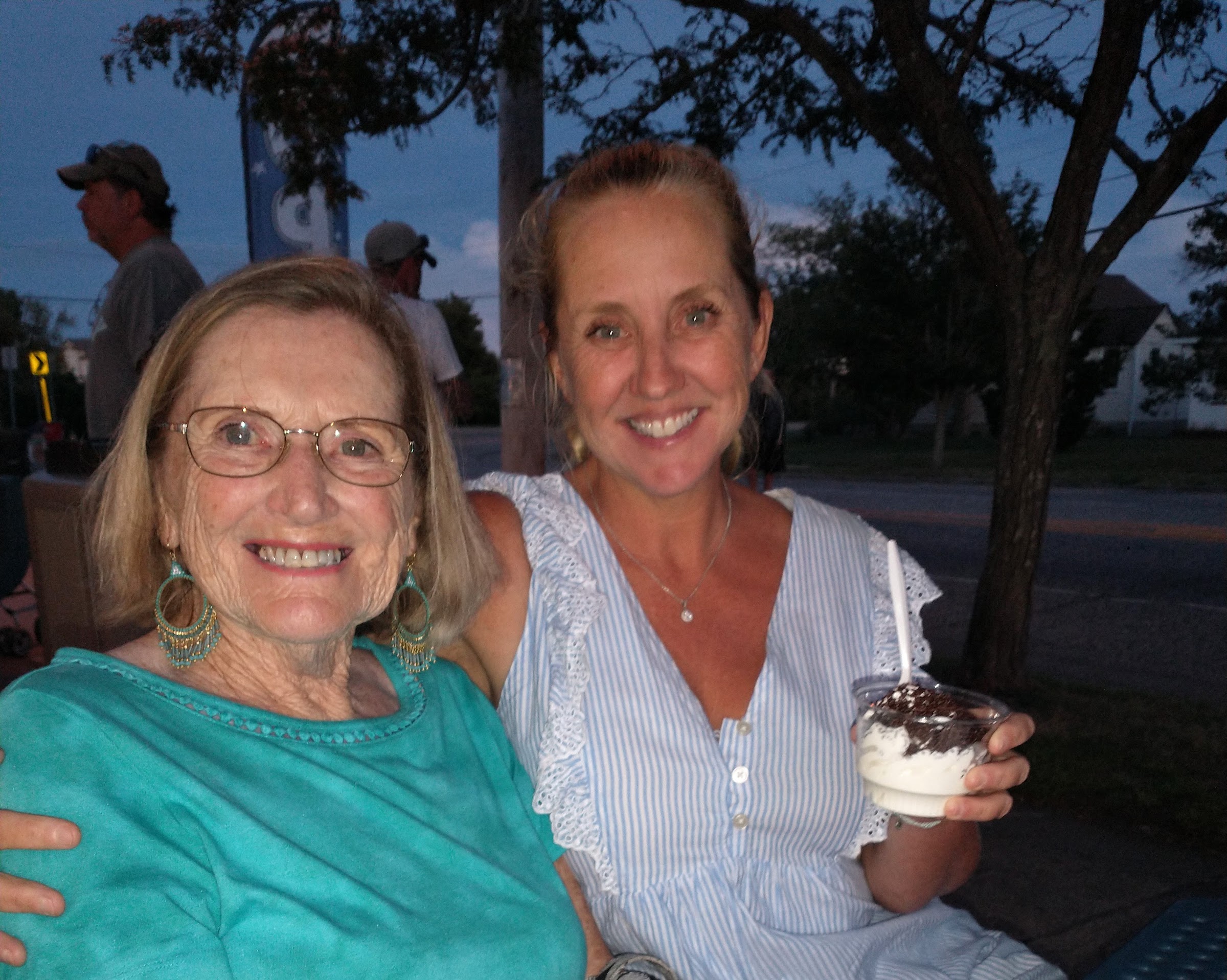 Dry Dock Ice Cream Bar & Grill photo