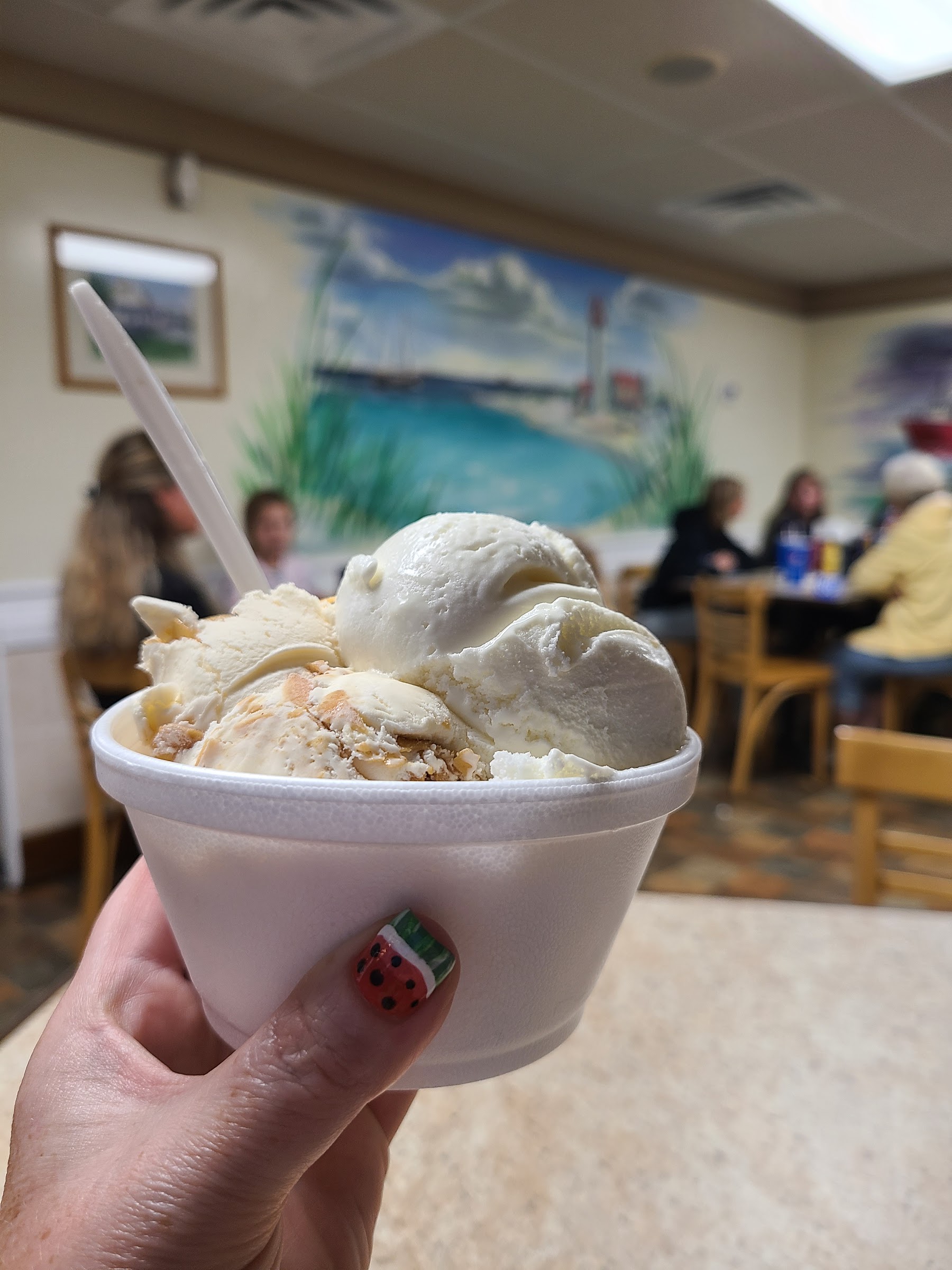 Dry Dock Ice Cream Bar & Grill photo