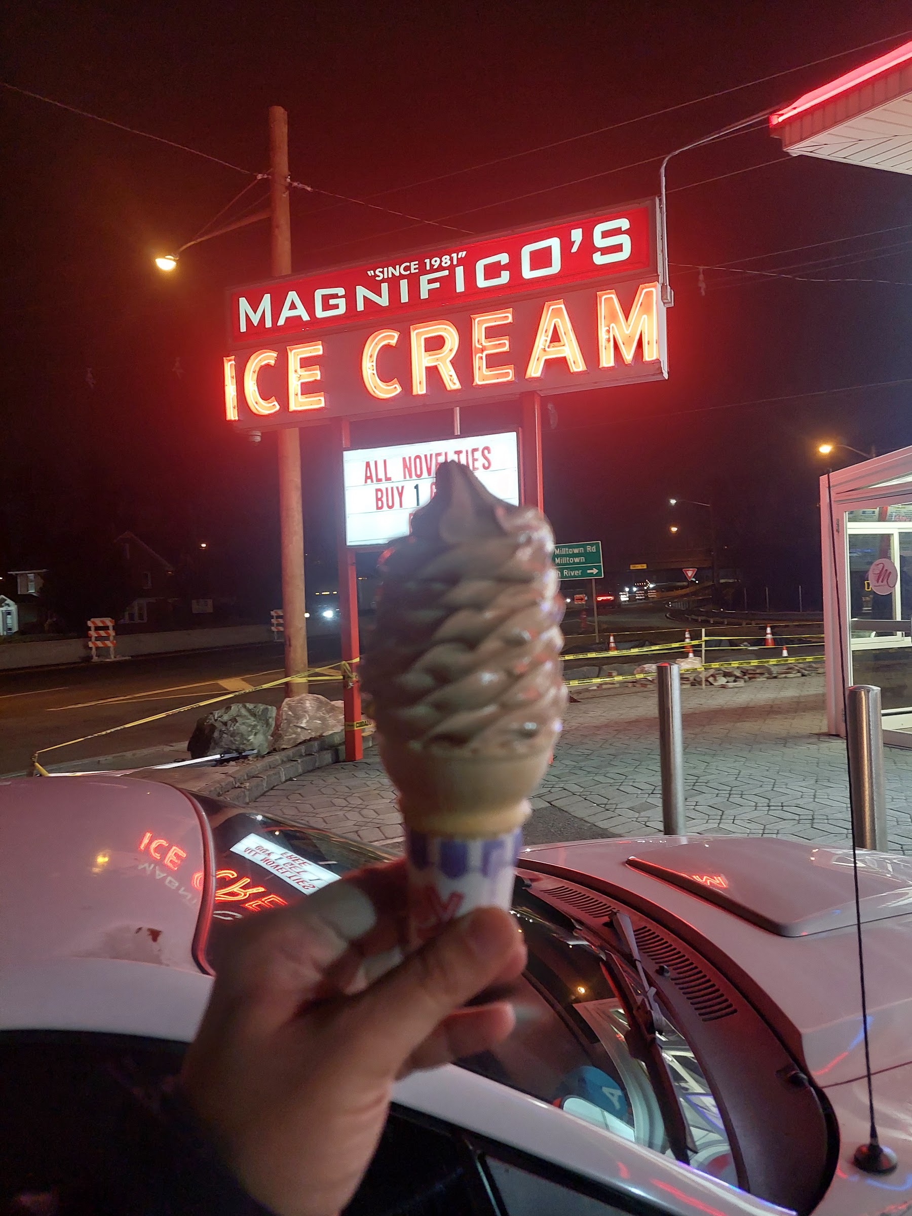 Magnifico's Ice Cream photo