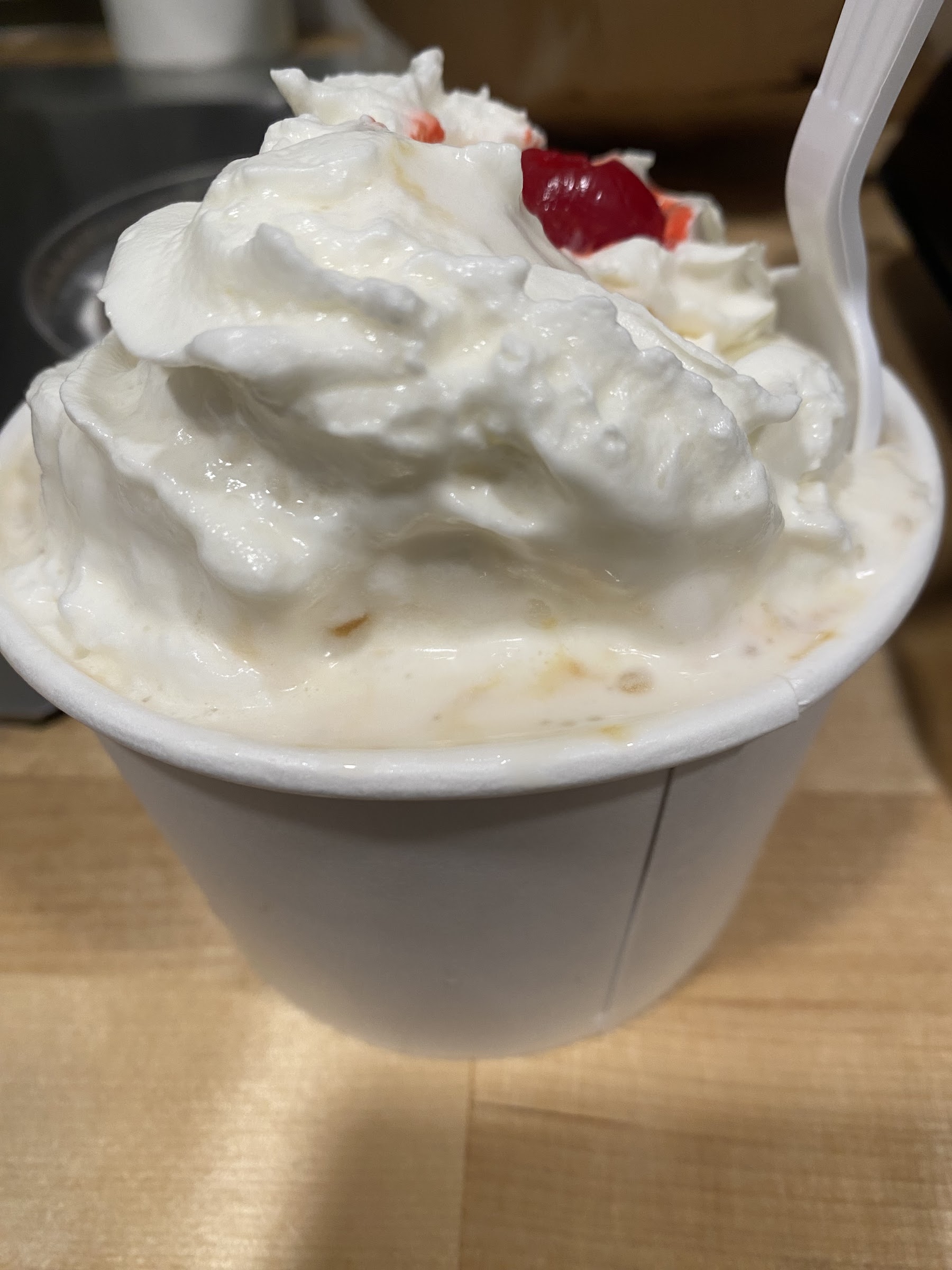 Hinlickity’s Ice Cream Parlor photo