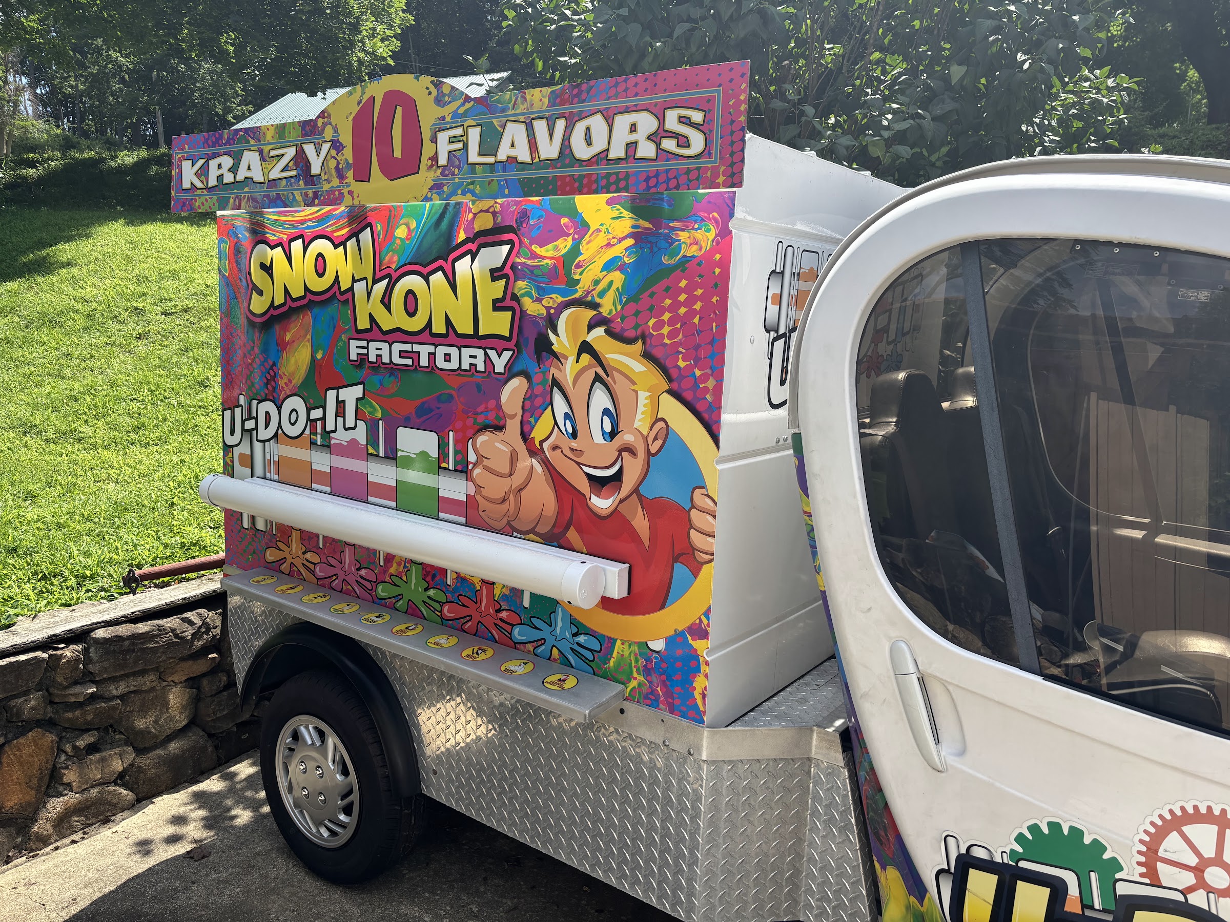 Krazy KORNER Snow Kone Factory photo