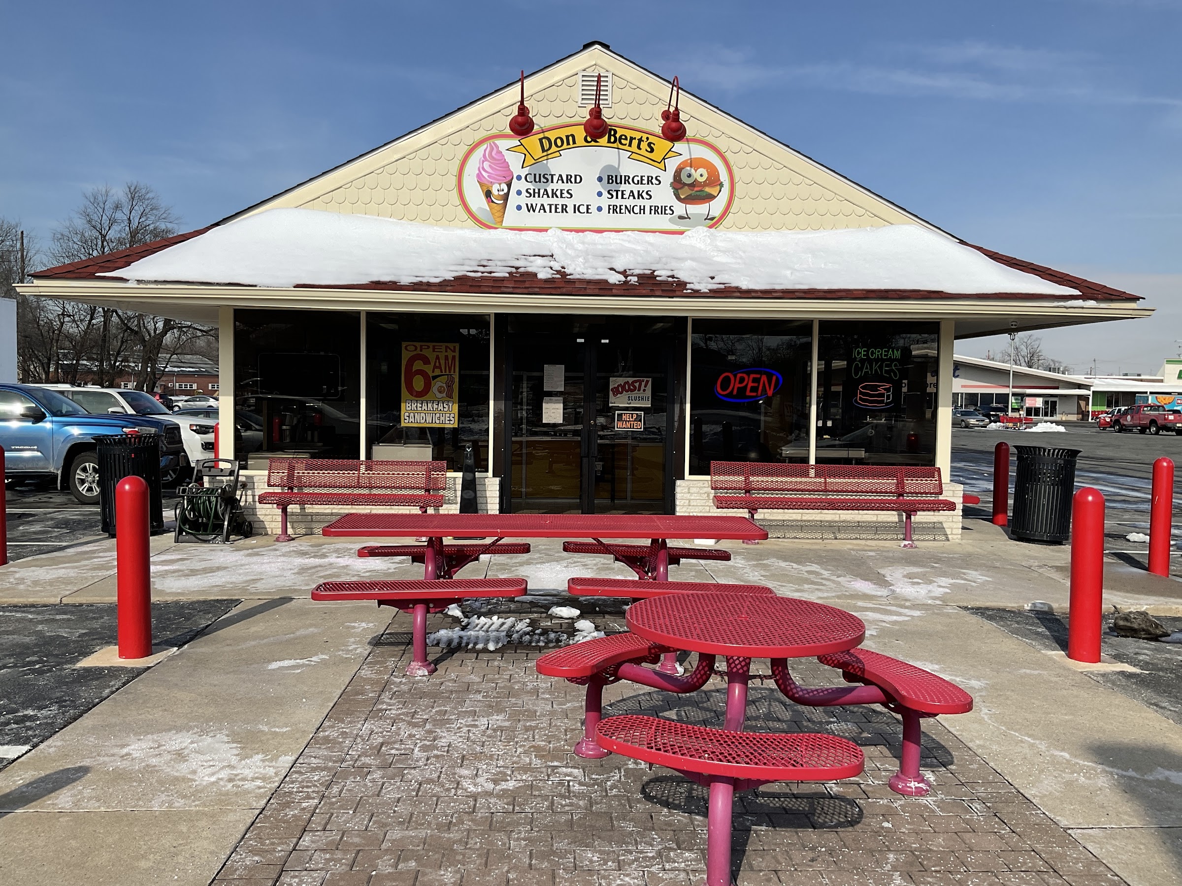 Don & Bert's Custard Stand photo