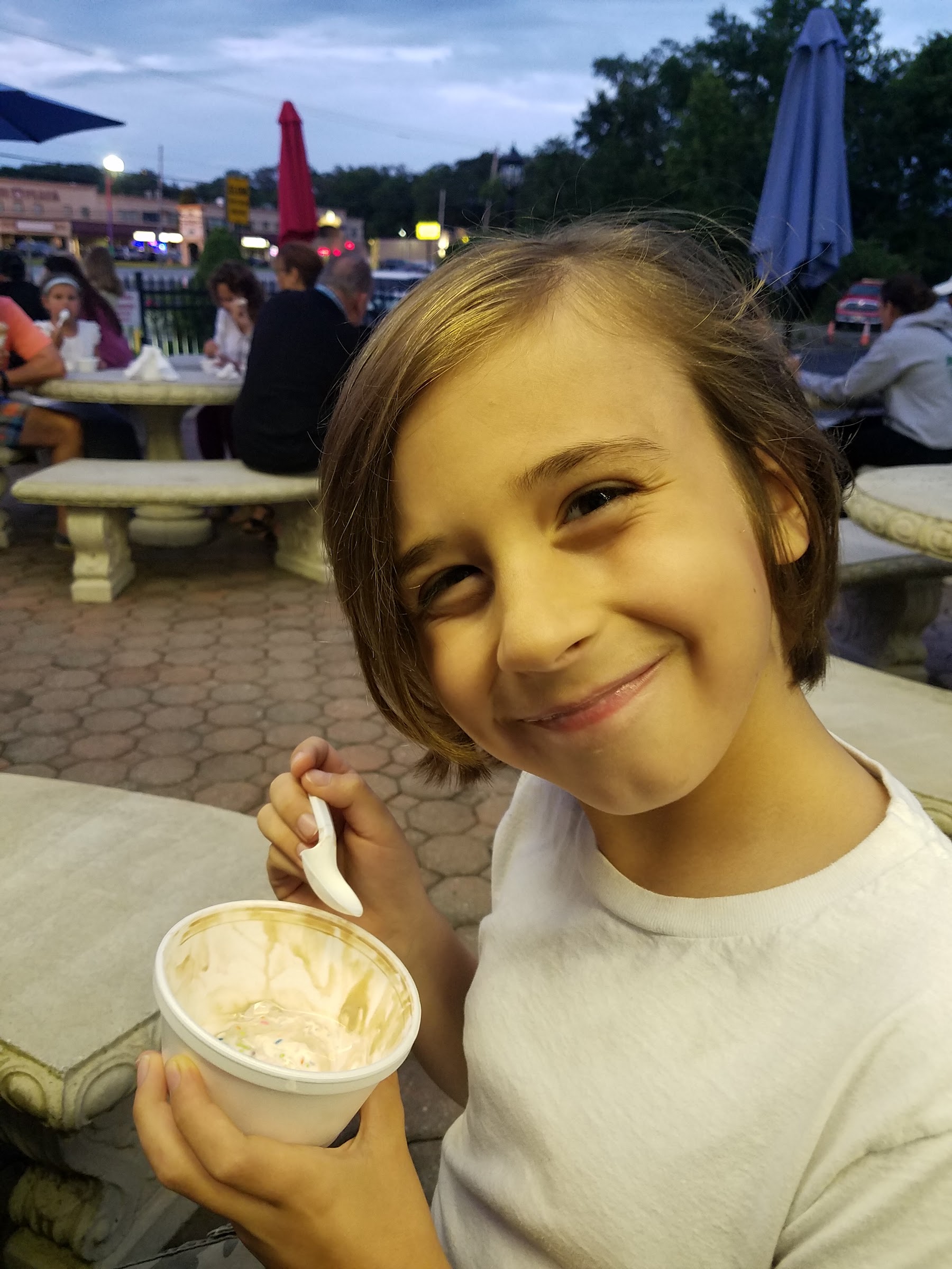 Ice Cream On 9 photo