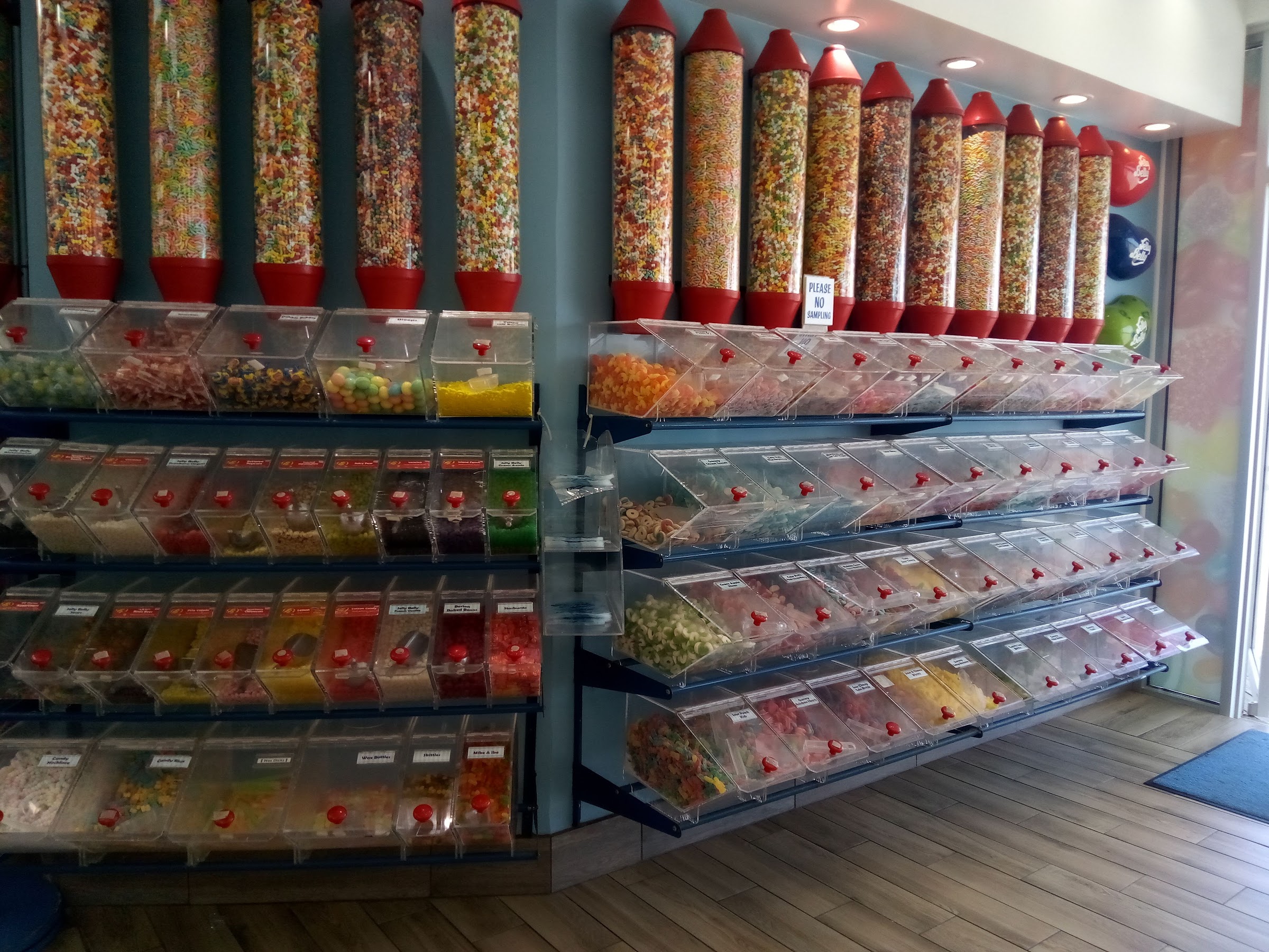 Planet Candy Frozen Yogurt & Ice Cream photo